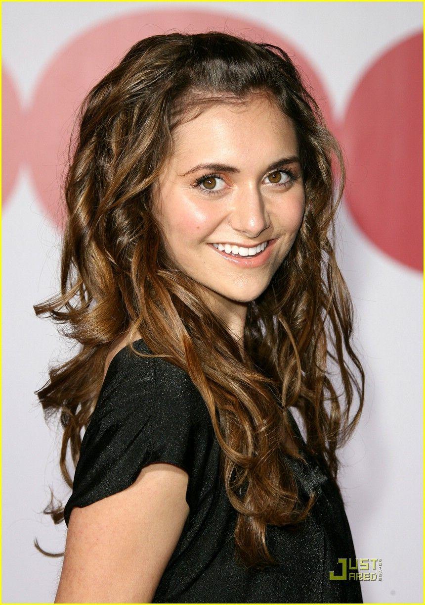 Alyson Stoner Premieres Old Dogs. Photo 343251 Gallery