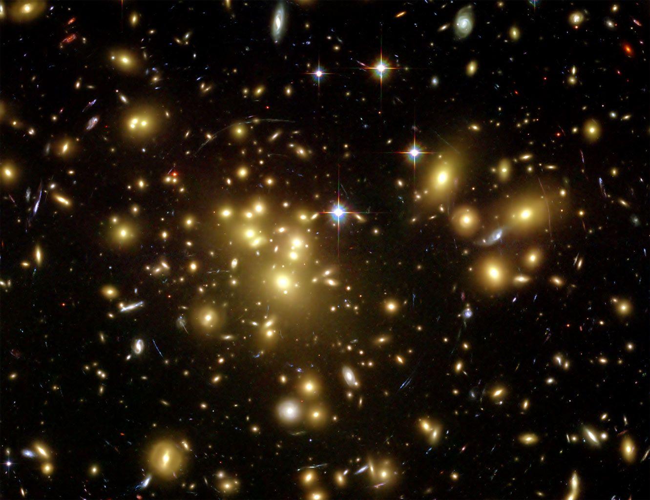 Field Galaxy Cluster