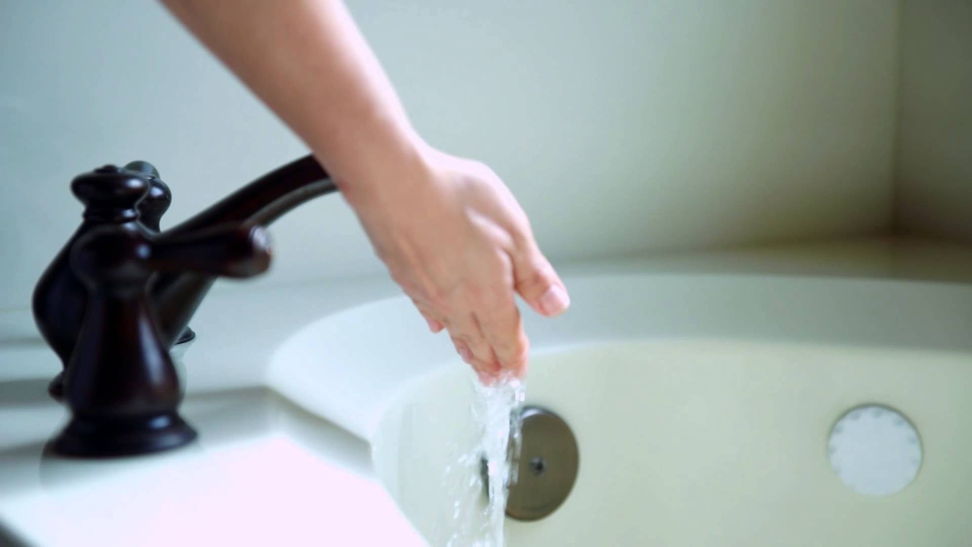 How to save water in your home