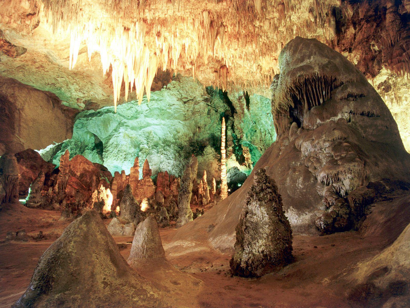 Carlsbad Caverns New Mexico [1600x1200]