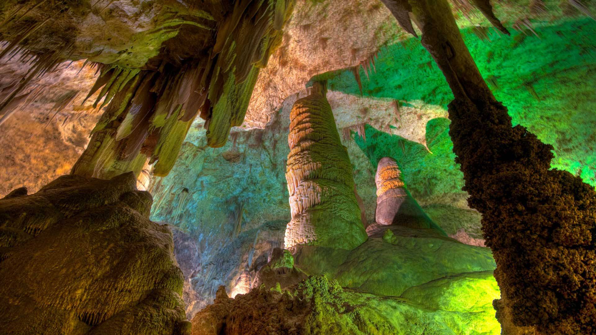 Carlsbad Caverns National Park. National Parks USA Information