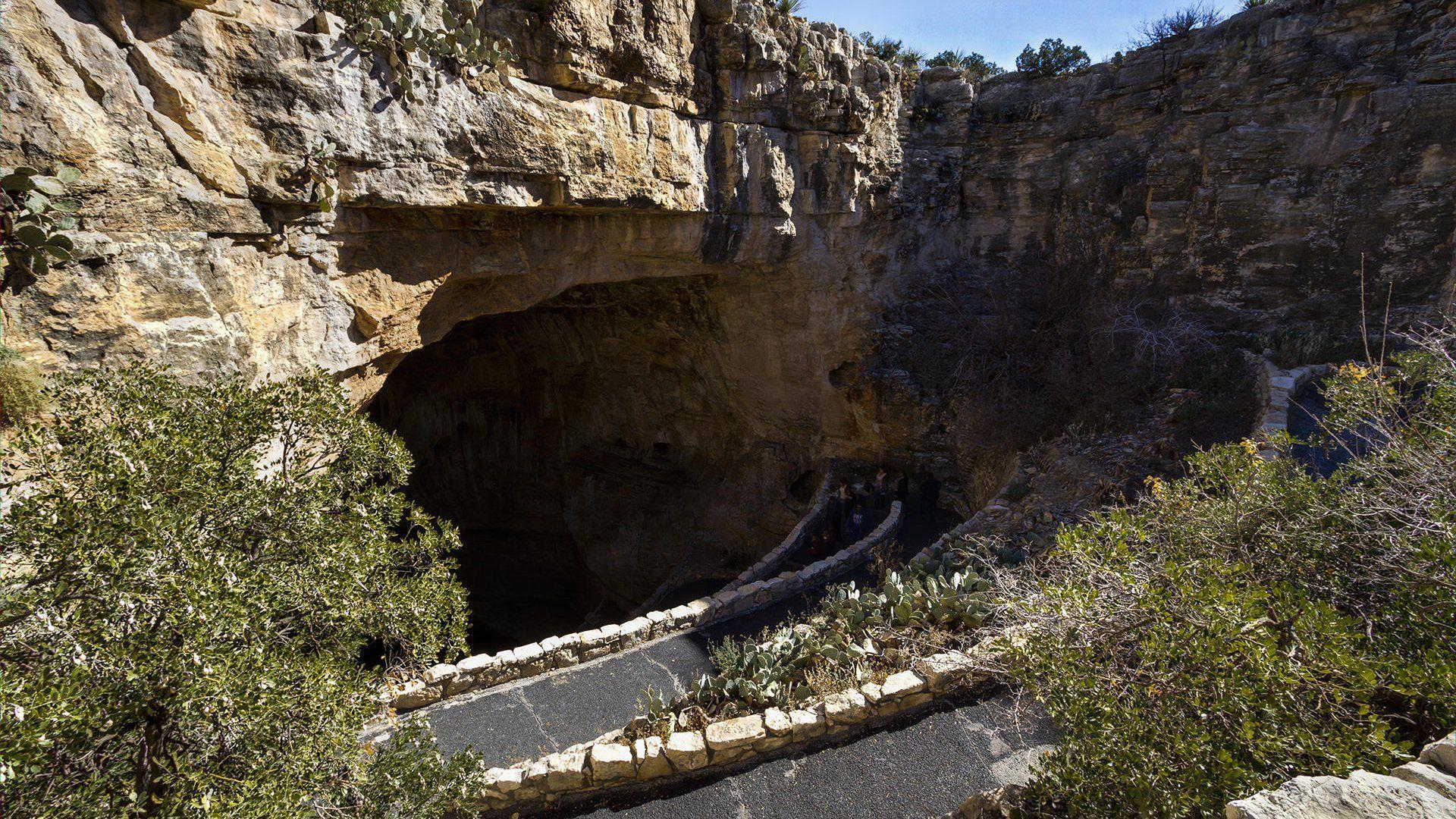 Carlsbad Caverns. National Park Foundation