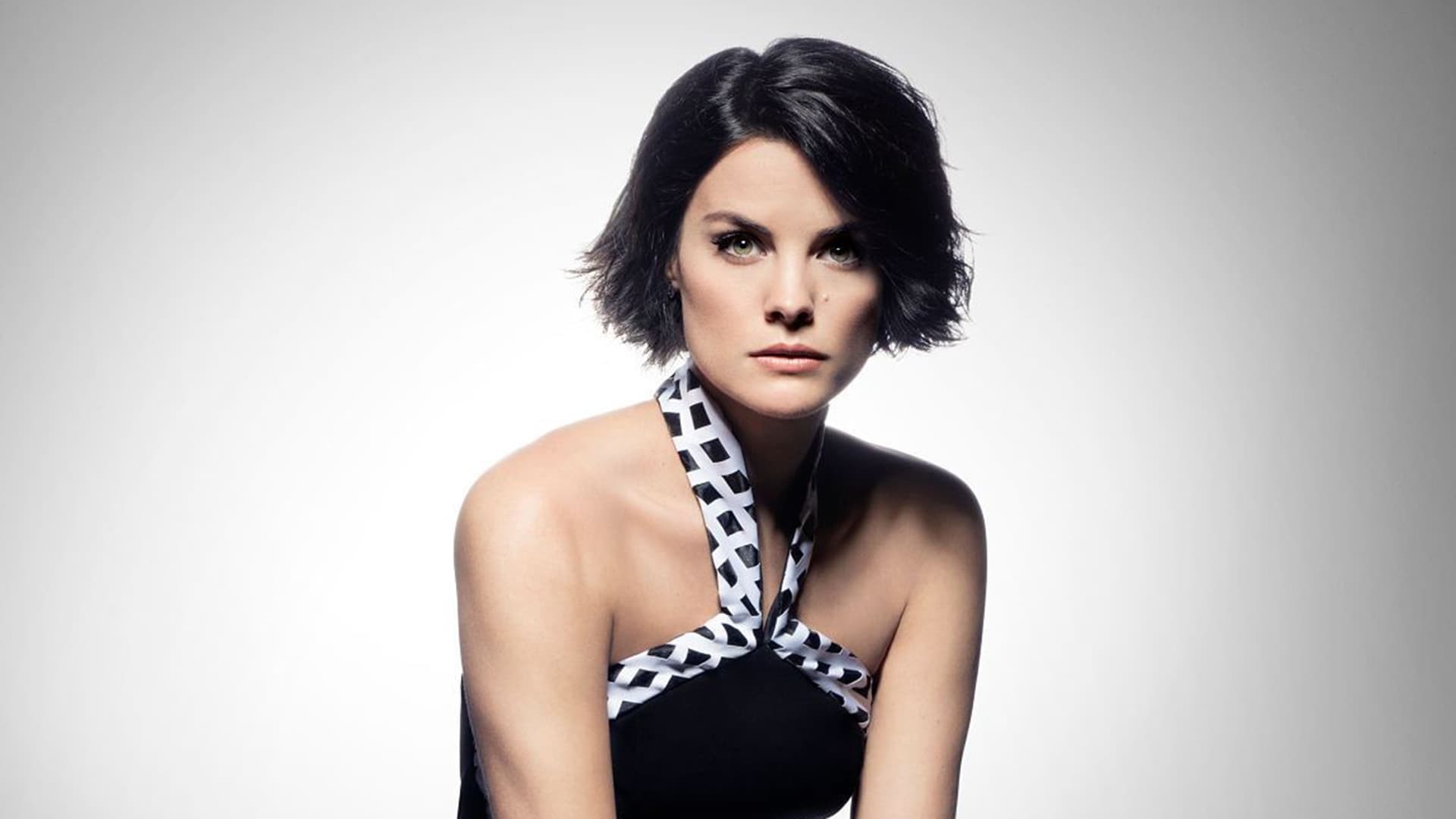 Jaimie alexander eye color