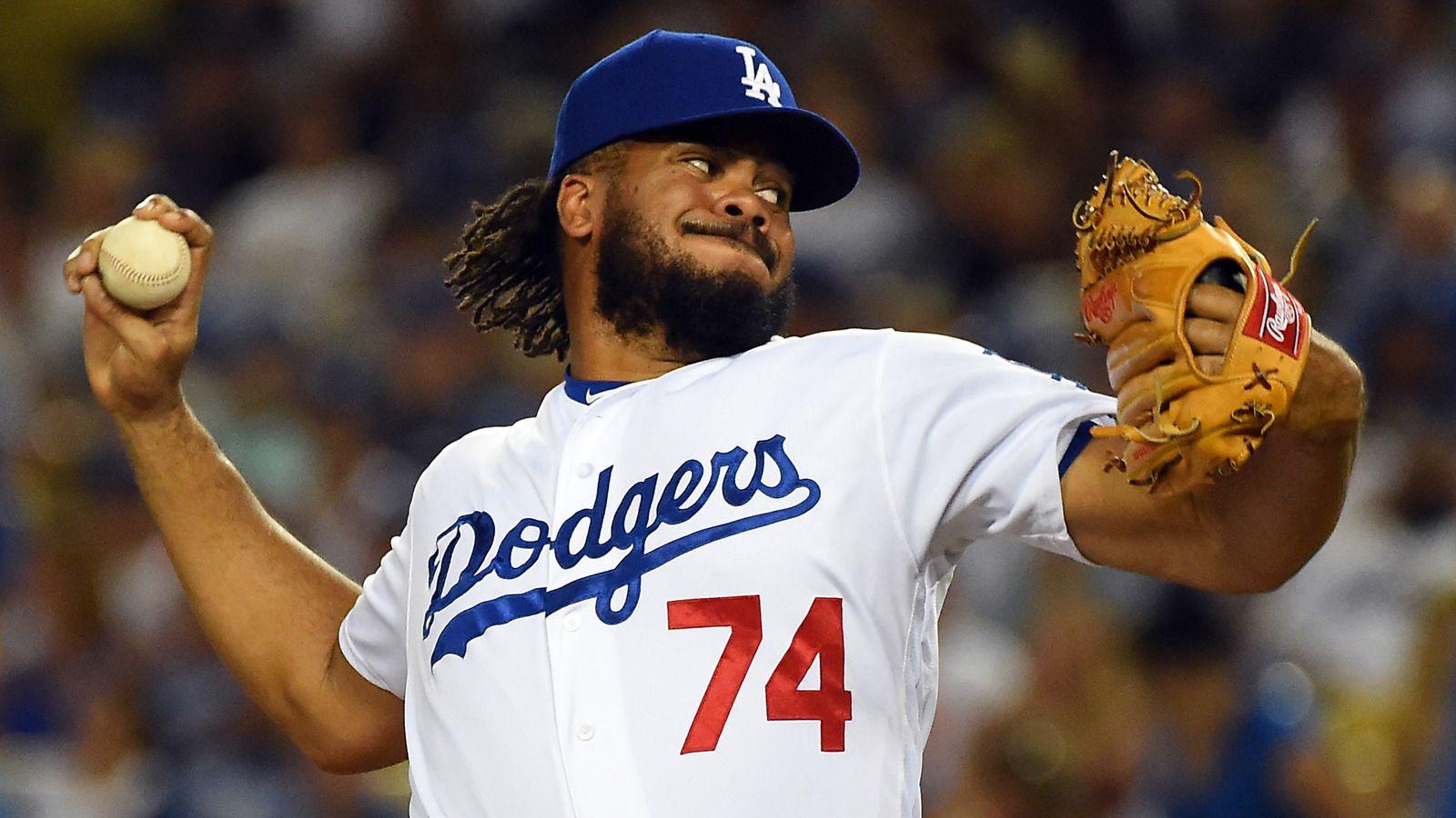 4,138 Dodgers Kenley Jansen Photos & High Res Pictures - Getty Images