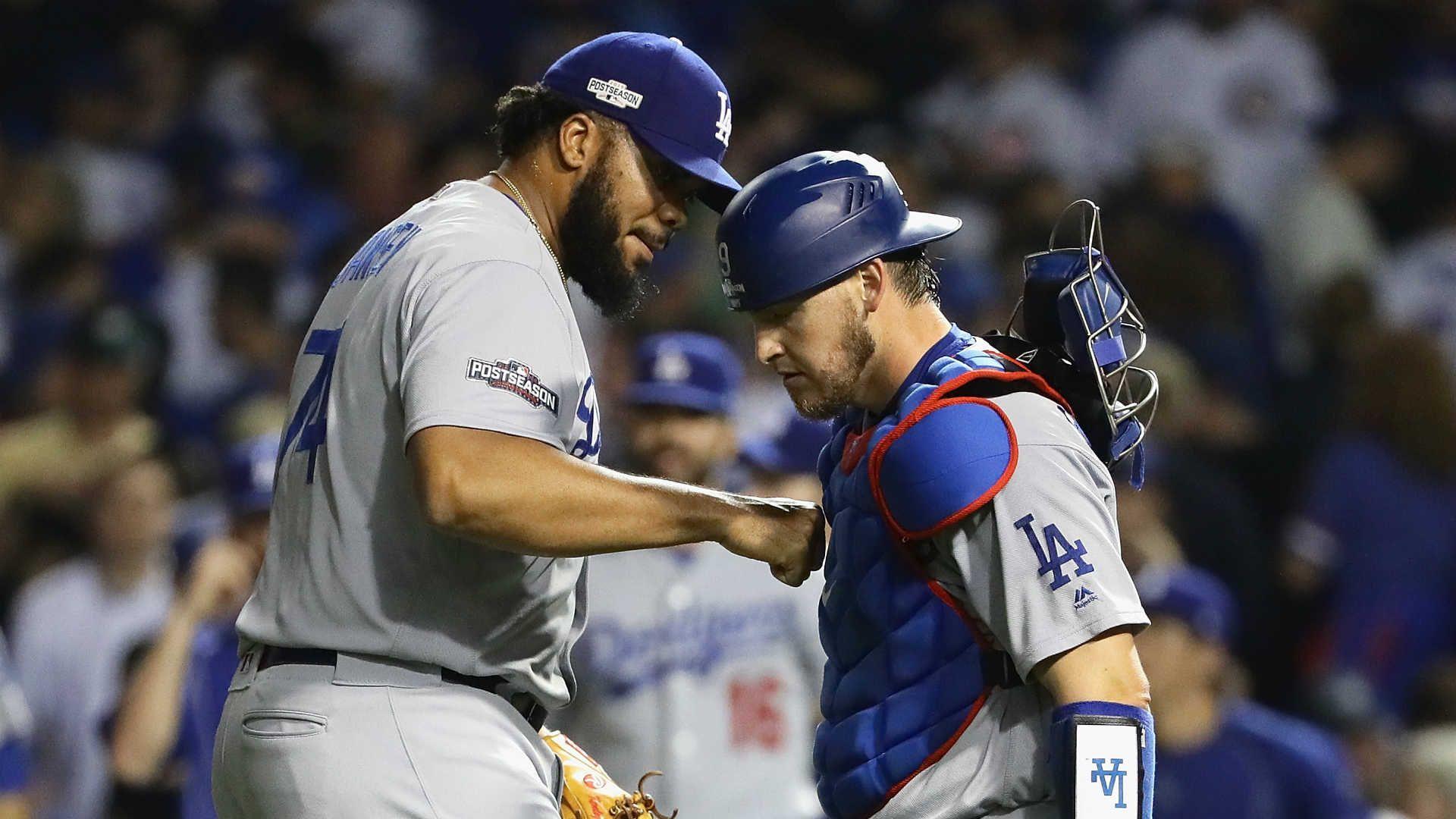 Cubs trying to steal signs, Dodgers' Yasmani Grandal says. MLB