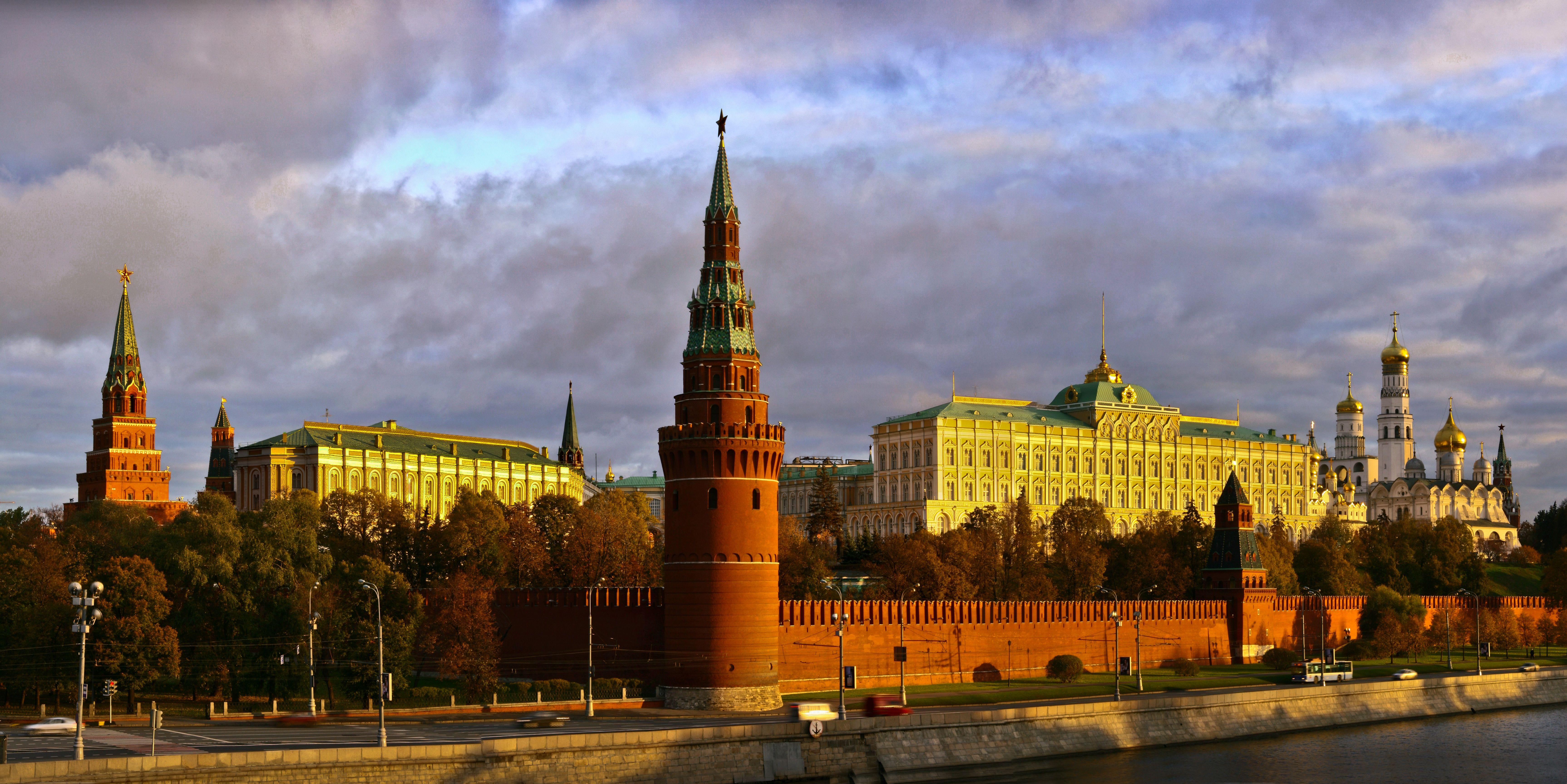 Moscow Kremlin HD Wallpaper and Background Image
