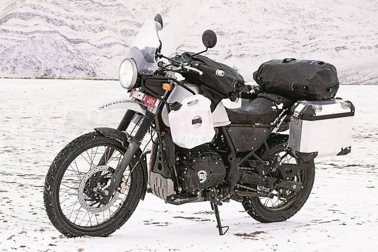 Royal Enfield Himalayan reaches showrooms at Rs. 1.55 lakh ex