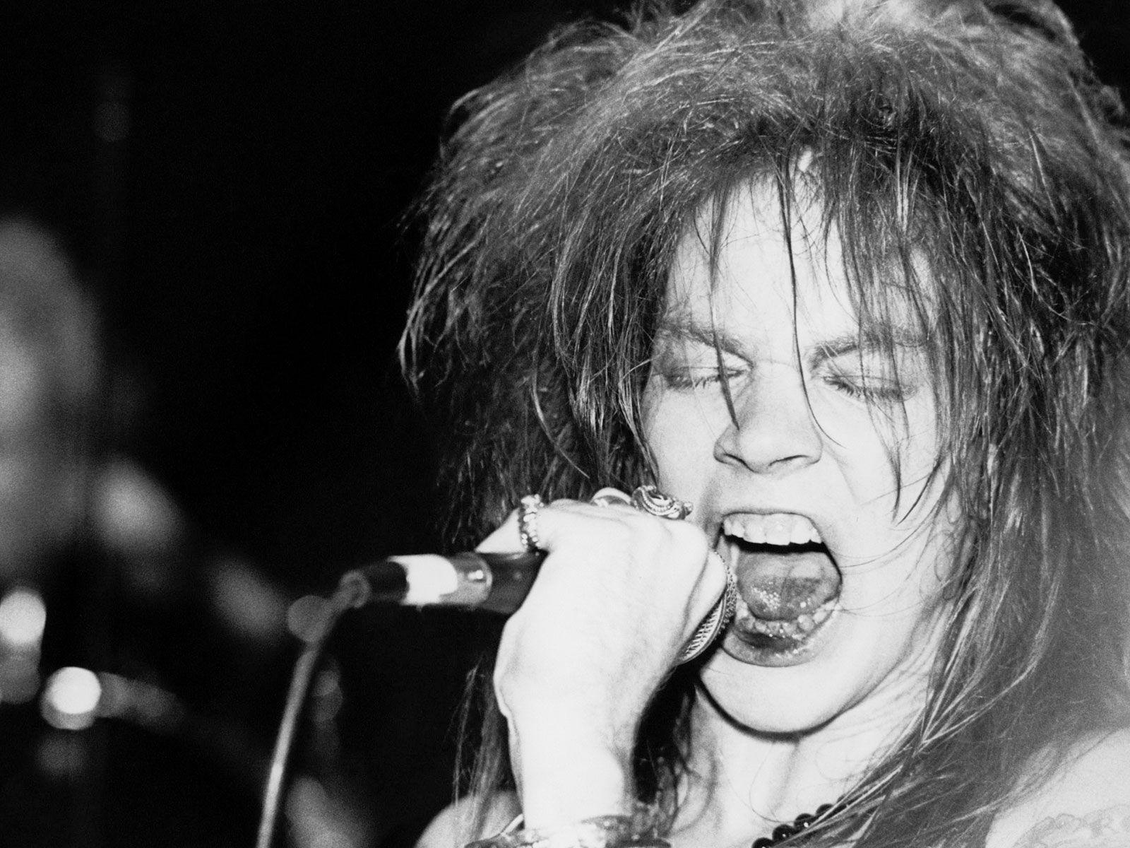 Axl Rose. my lov for AXL ROSE