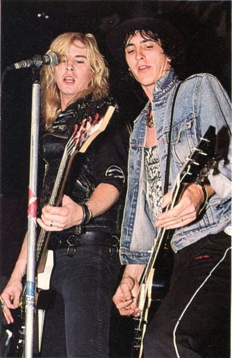 Duff Mckagan Izzy Stradlin. Appetite For Destruction