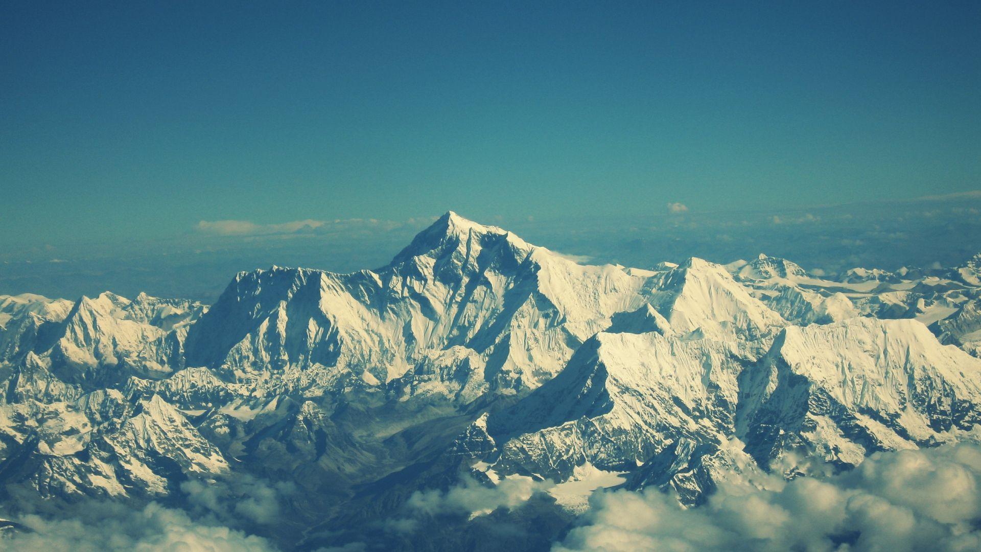 Download Wallpaper 1920x1080 Everest, Mountain, Sky, Tops Full HD