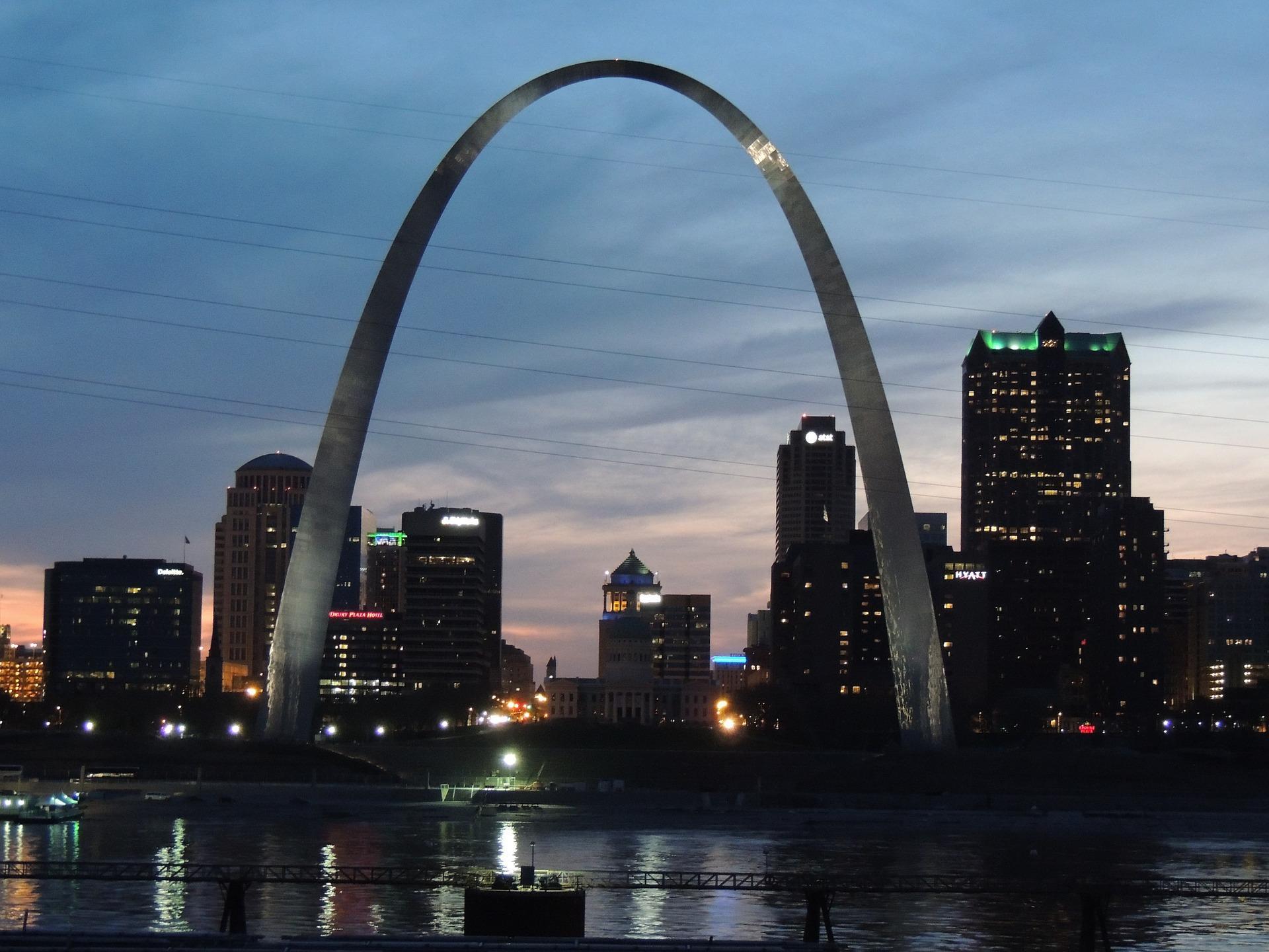 Name change to Gateway Arch National Park in Trump's hands
