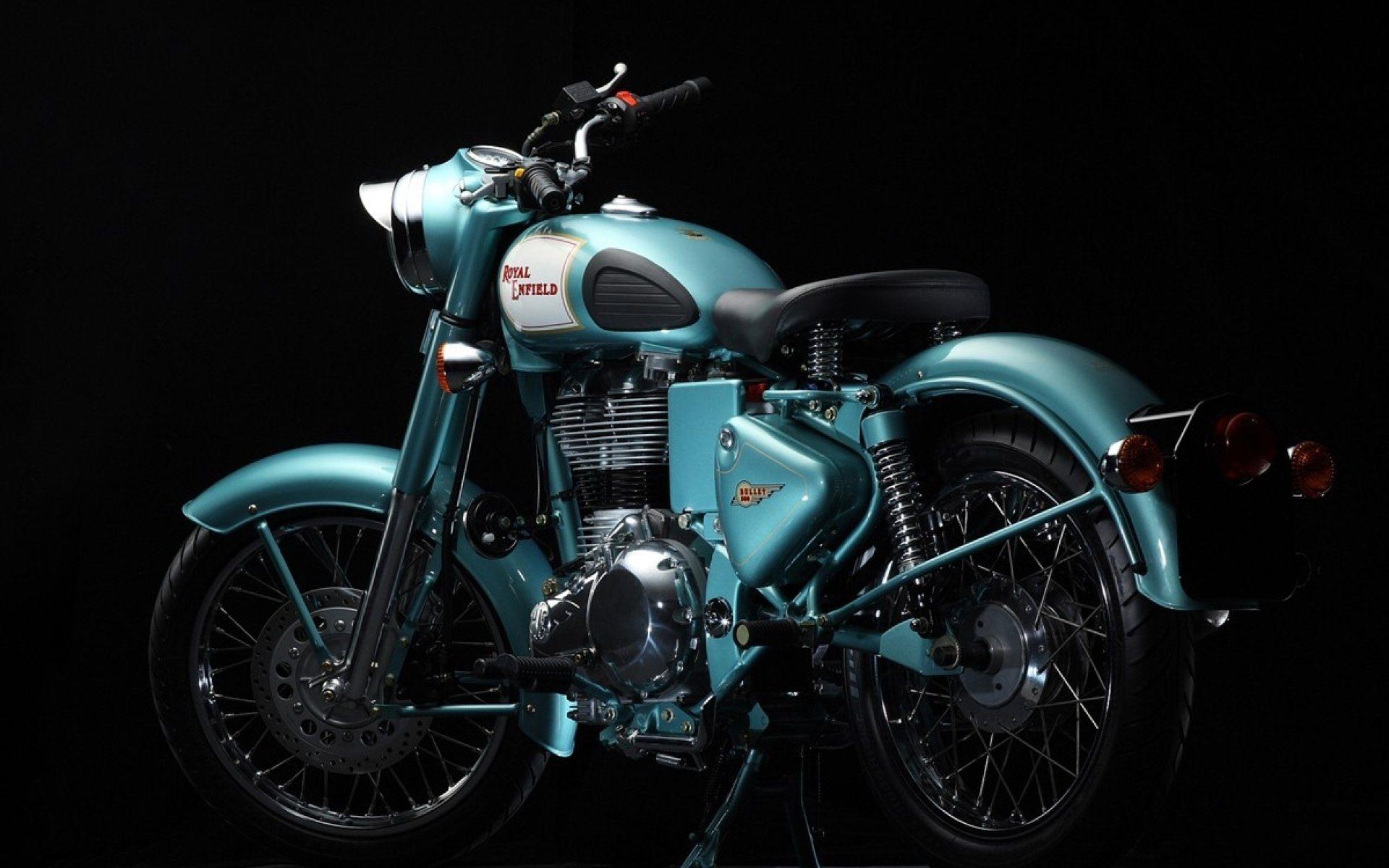 Royal Enfield Bullet 500 HD Wallpaper. Background Imagex1200