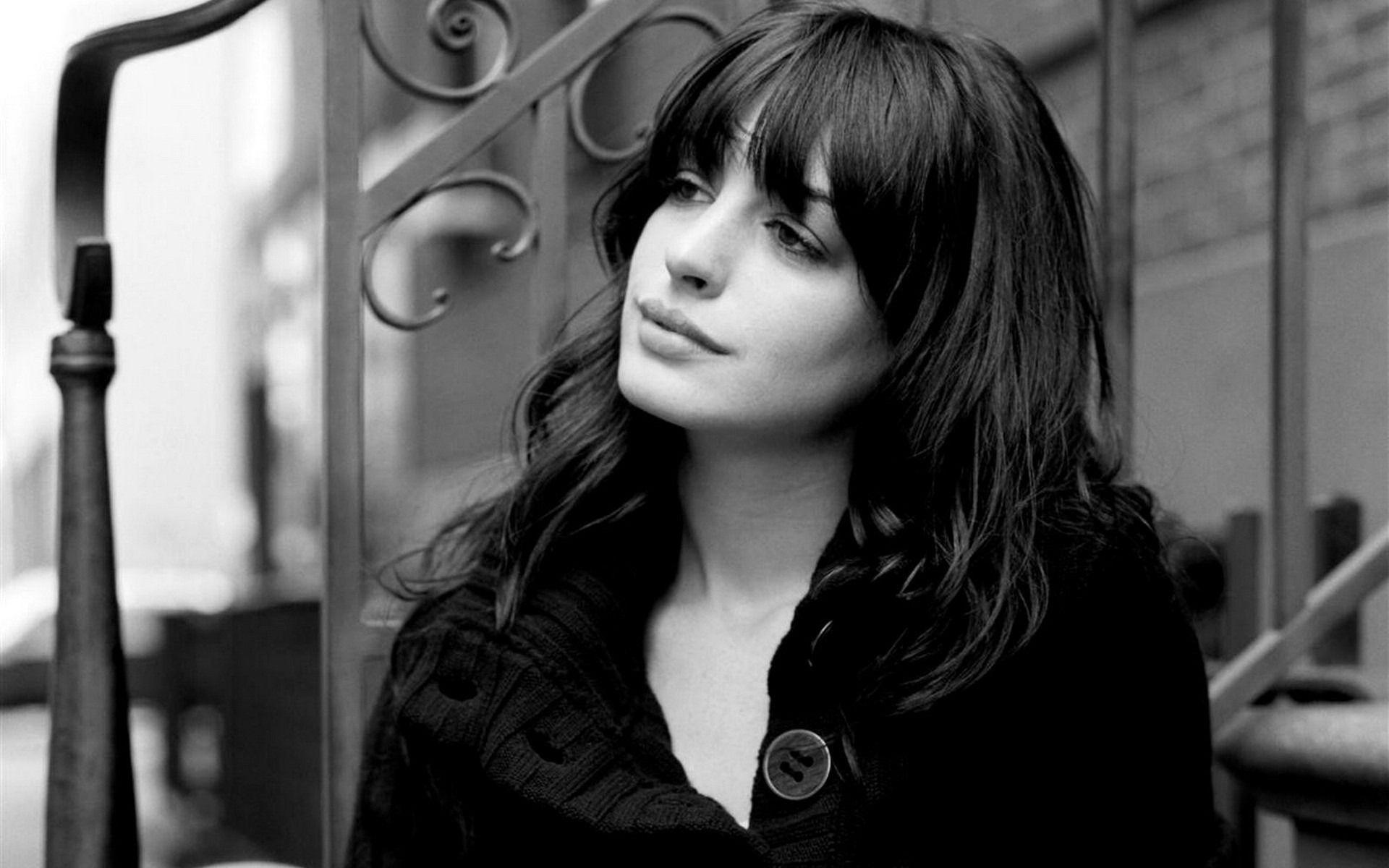 Anne Hathaway Full HD Wallpaper and Background Imagex1200
