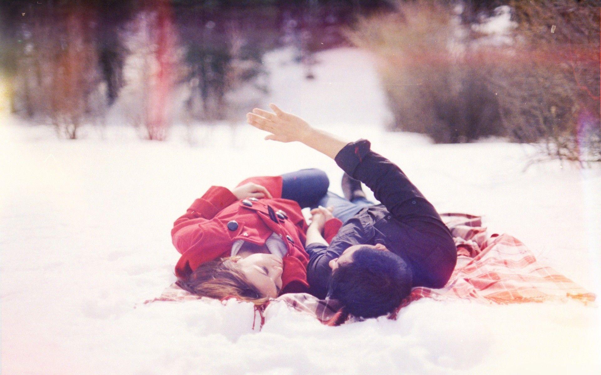 Couple Lay Down Together Snow Love Wallpaper