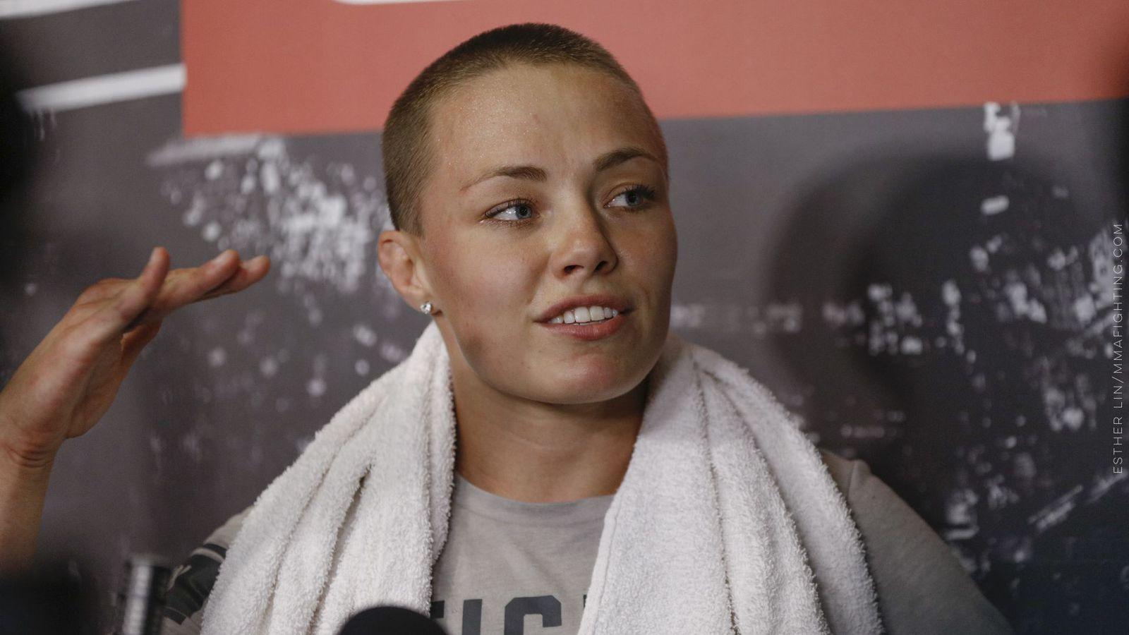 Rose Namajunas UFC 211 media workout scrum