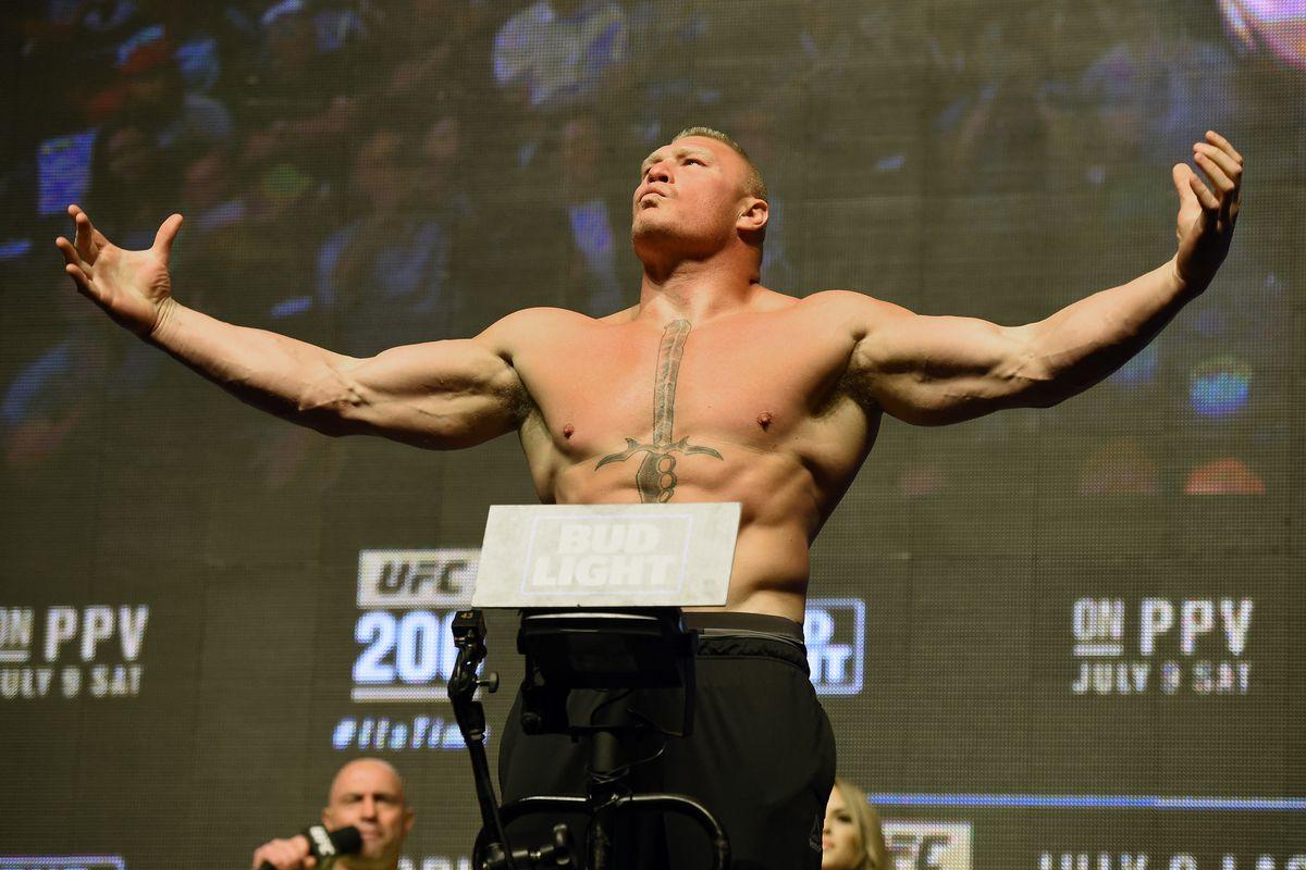 Video and Photo: Brock Lesnar's physique from UFC 200 vs previous