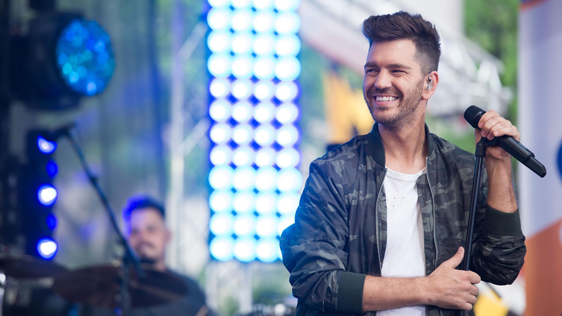See Andy Grammer sing 'Fresh Eyes' live on TODAY