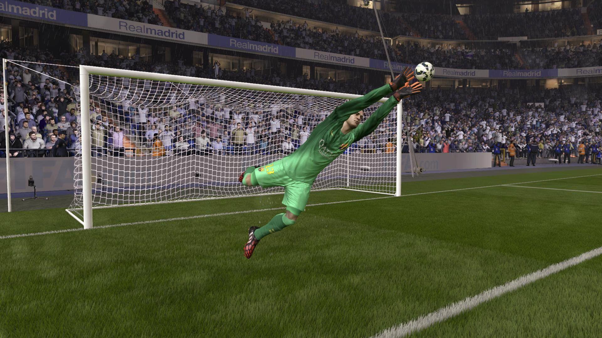 FIFA 15 Goalkeeper Saves!