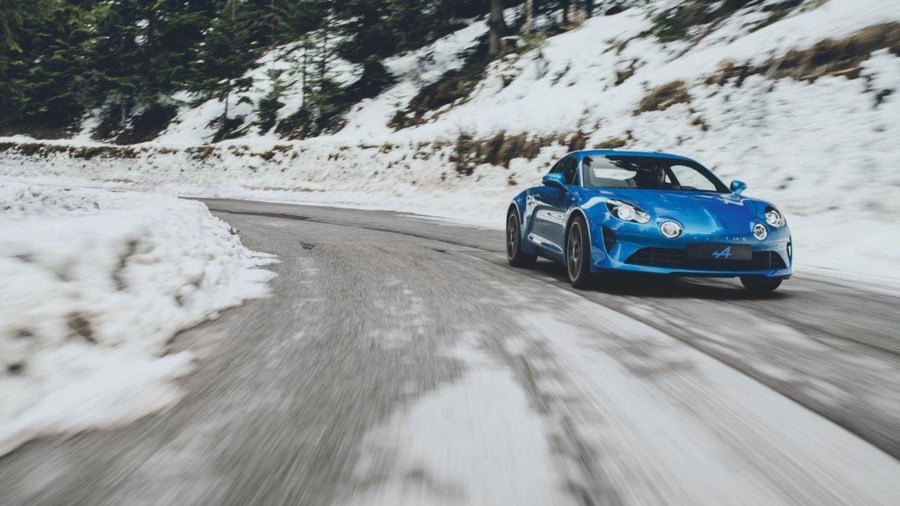 Alpine A110 Wallpaper Photo 4K for iPhone Auto Review