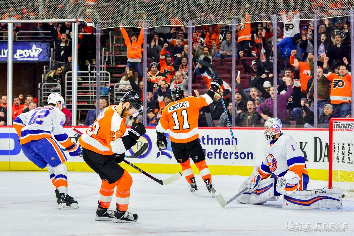 The best photo from the Flyers win against the Islanders