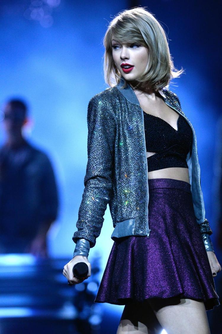 Taylor Swift tour moved for potential Astros playoff run