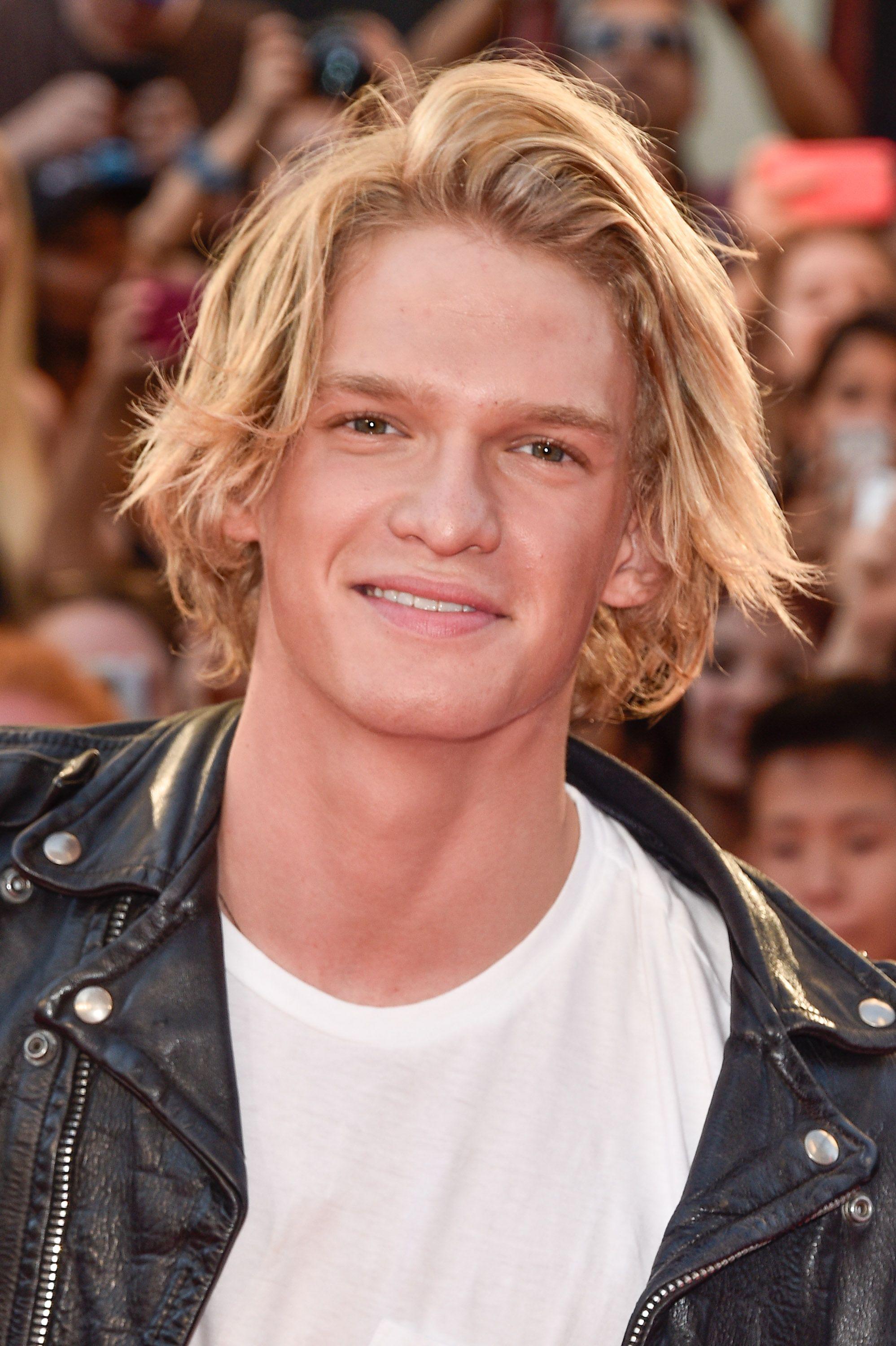 Cody Simpson: Singer Posts Funny Photo Showing Off His Long Hair