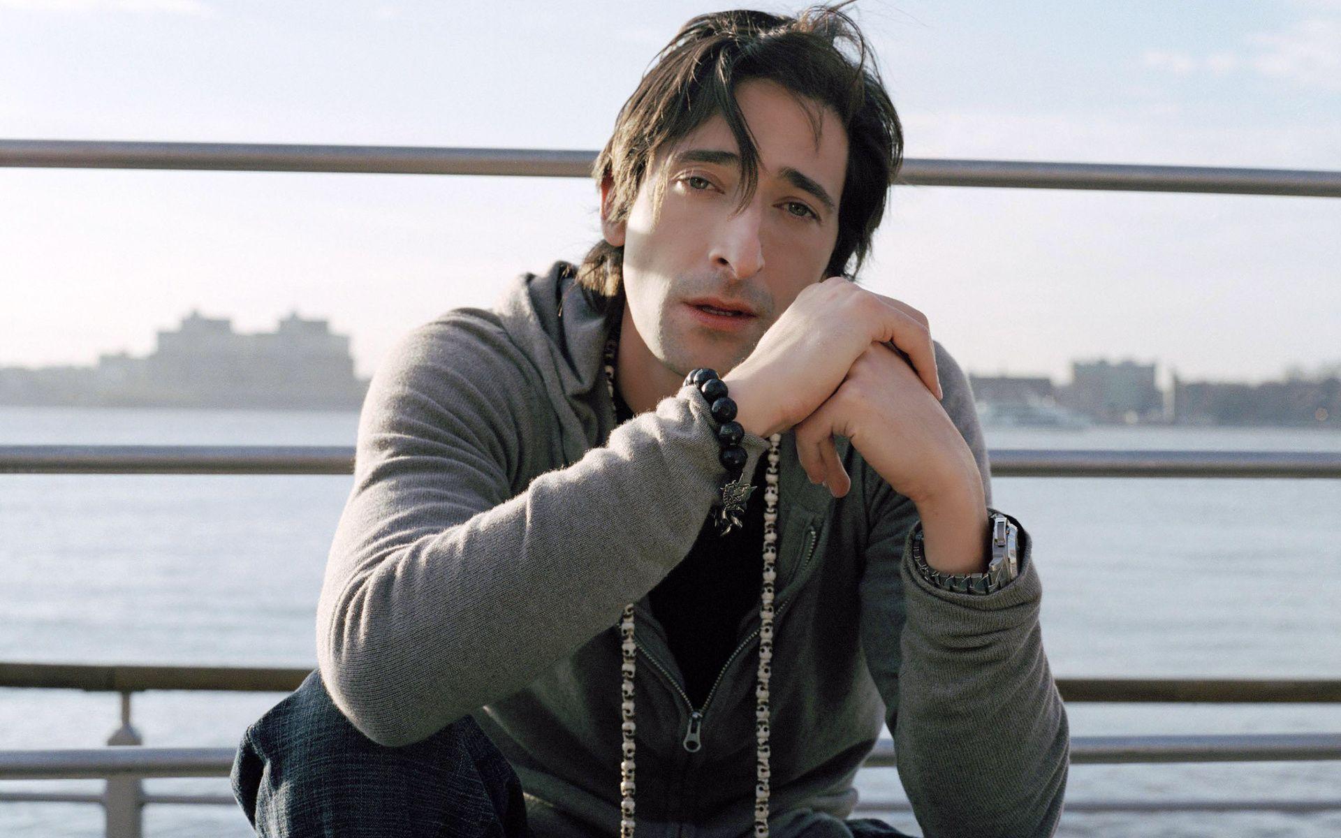Adrien Brody HD Wallpaper and Background Image