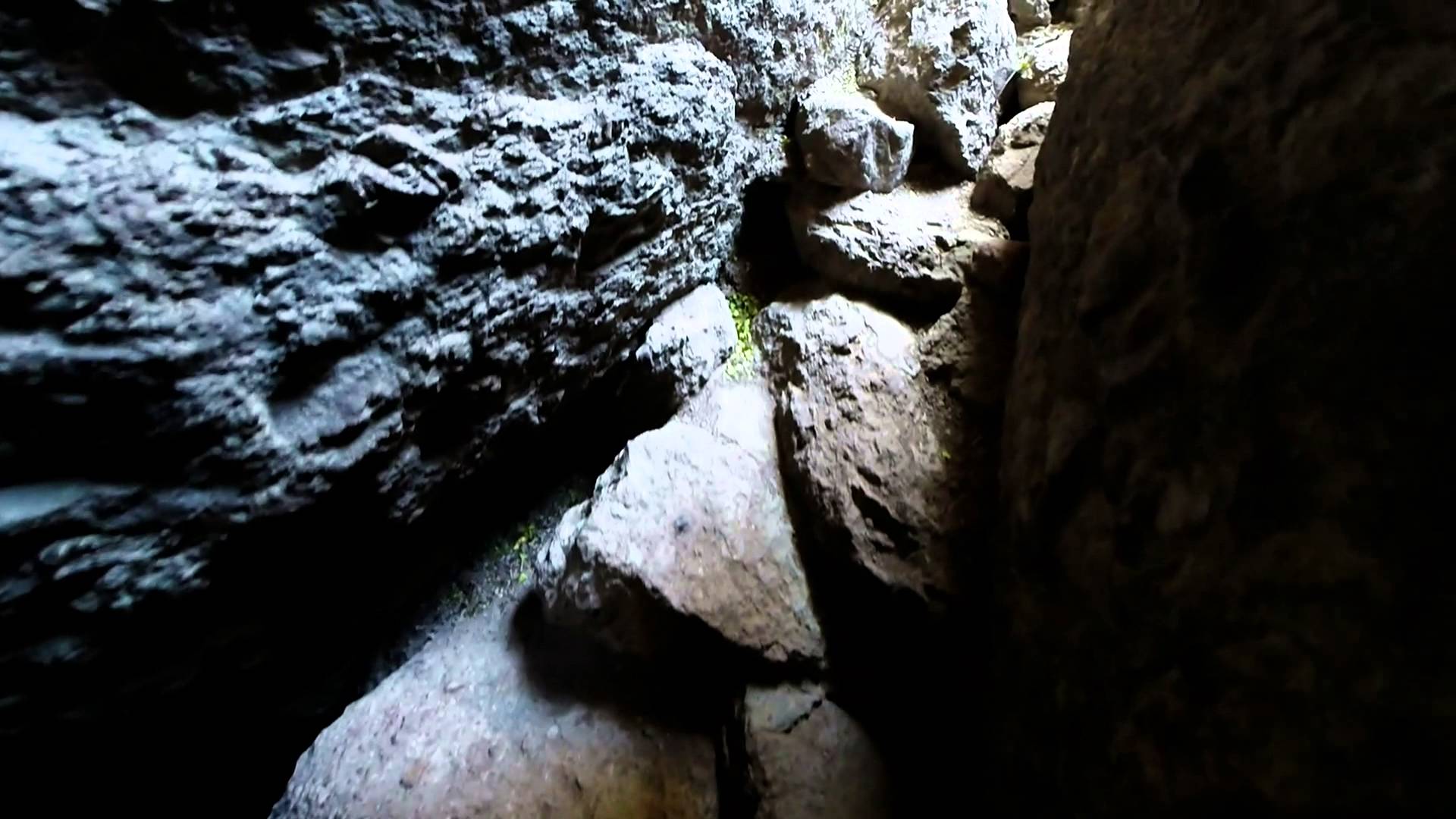 Balconies cave trail, Pinnacles National Park