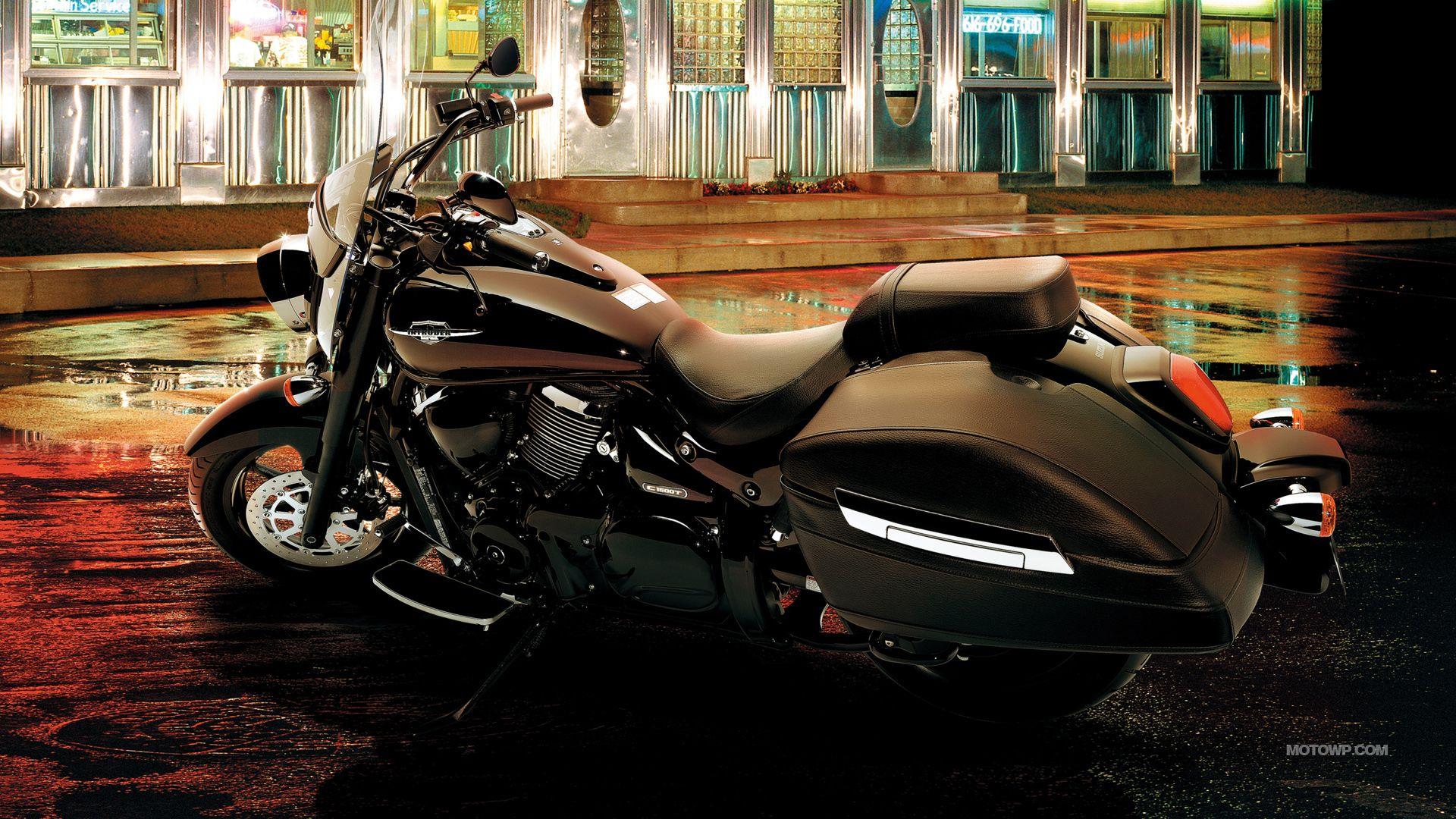 Suzuki Intruder HD Picture