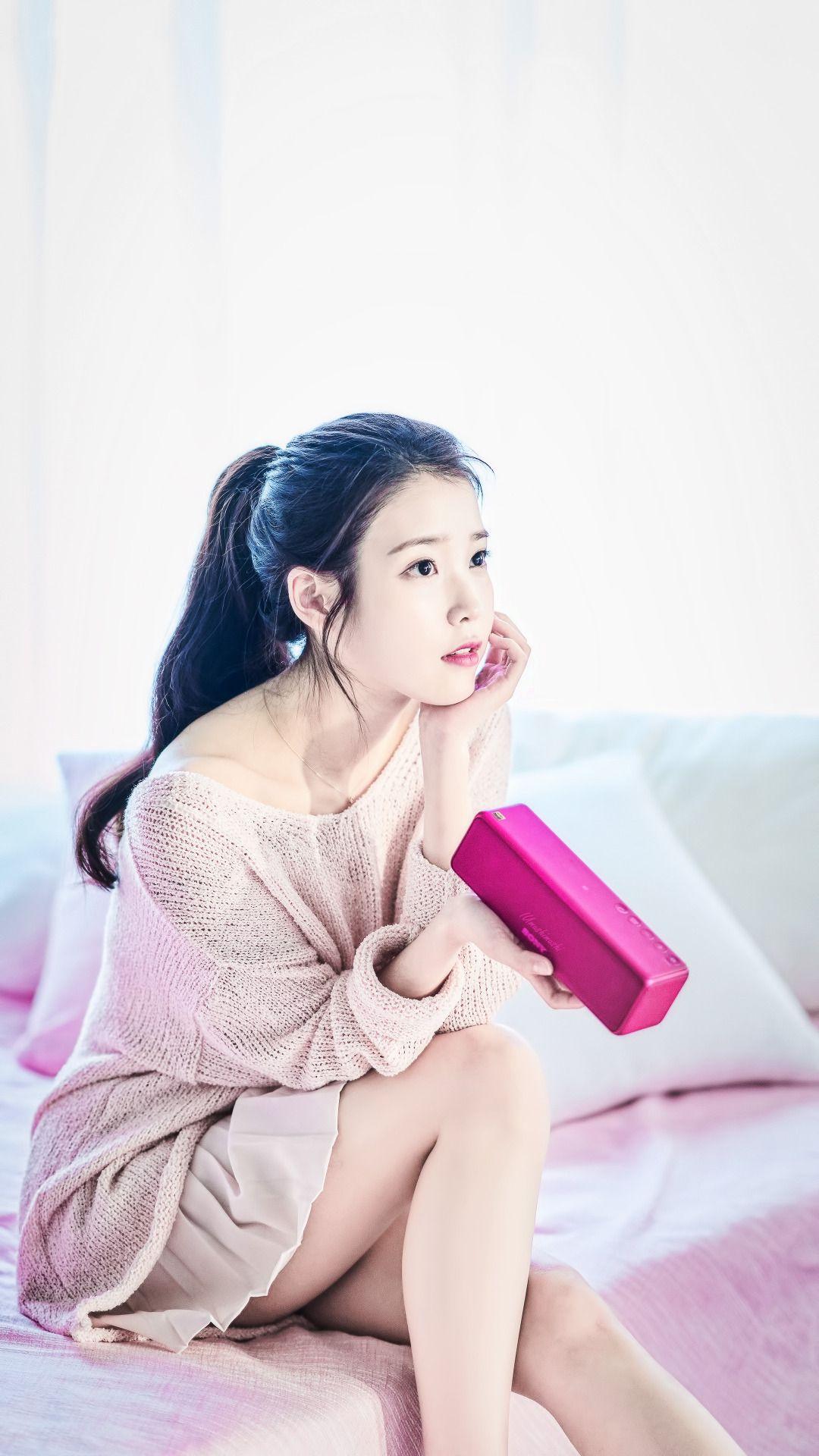 IUmushimushi • IU mobile wallpaper