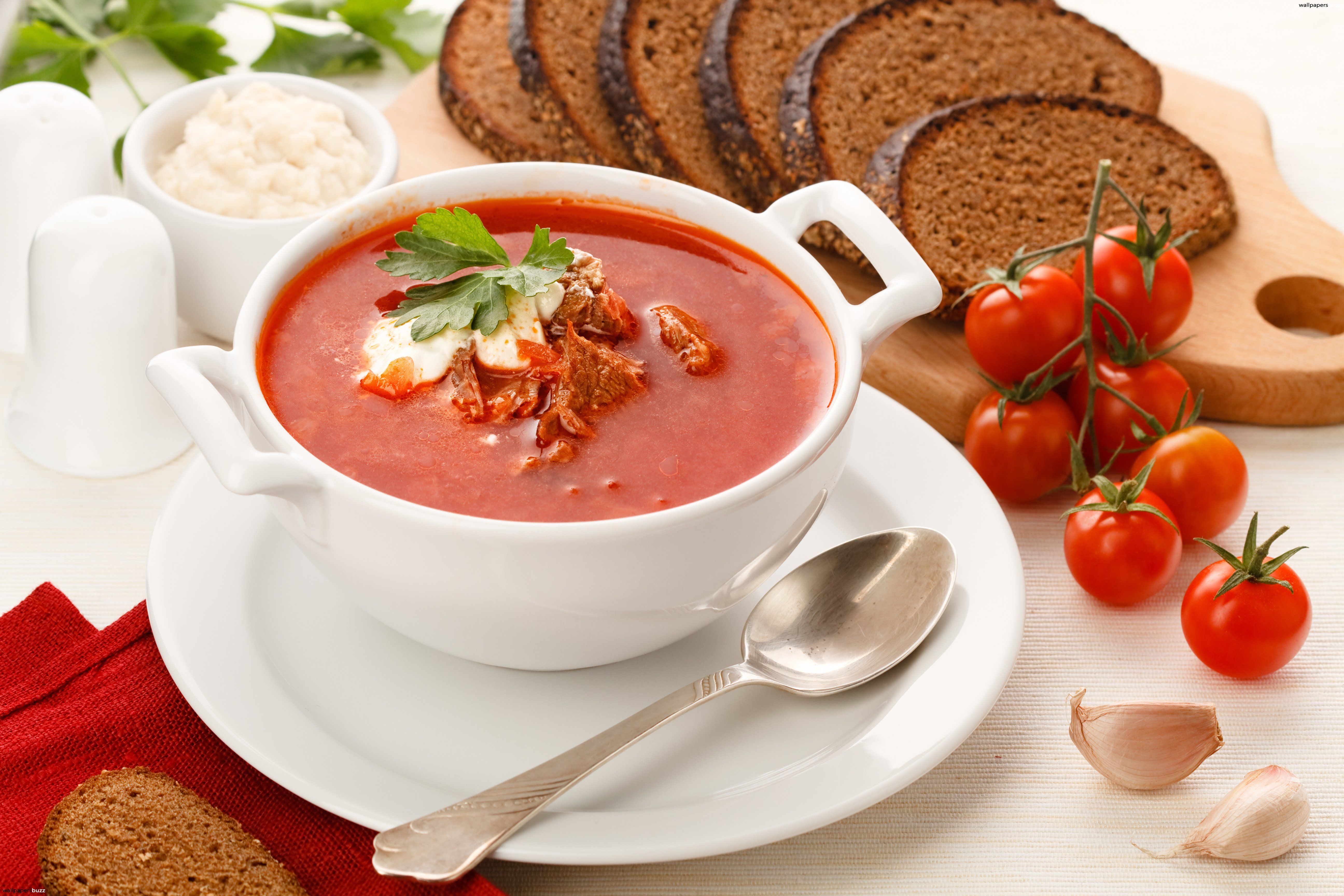 Soup and bread HD Wallpaper