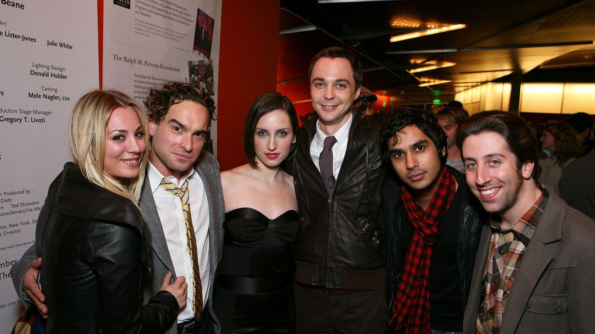 Download Wallpaper 1920x1080 johnny galecki, jim parsons, kaley