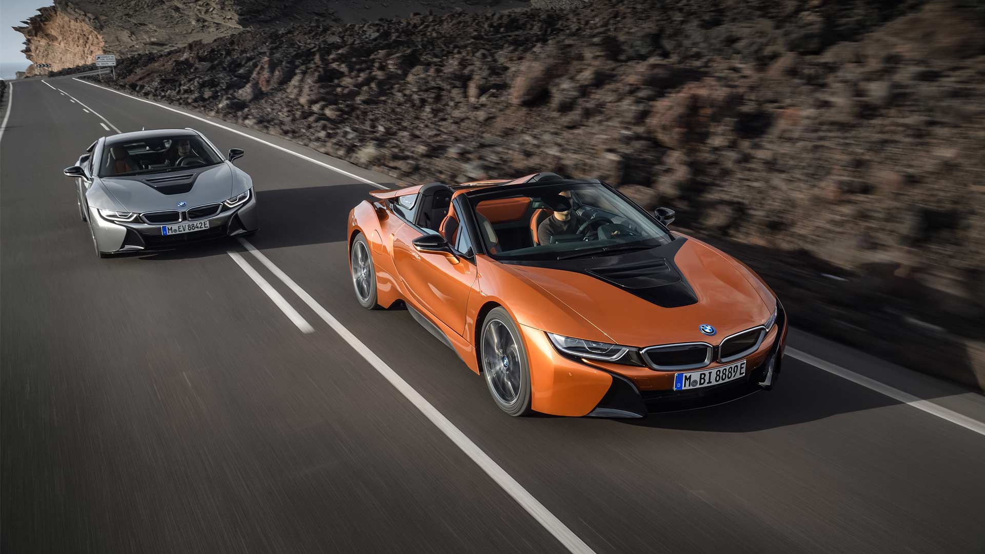 BMW i8 Roadster debuts with updated Coupe sibling