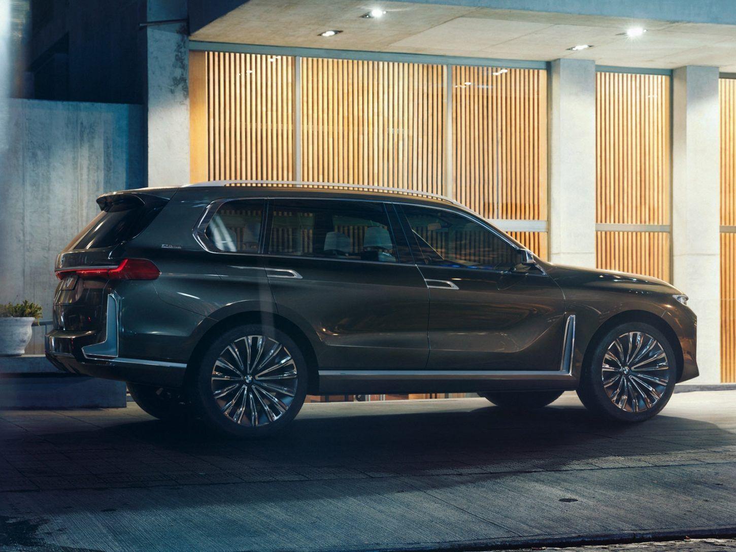 BMW X7. New Design Wallpaper. Car Preview and Rumors