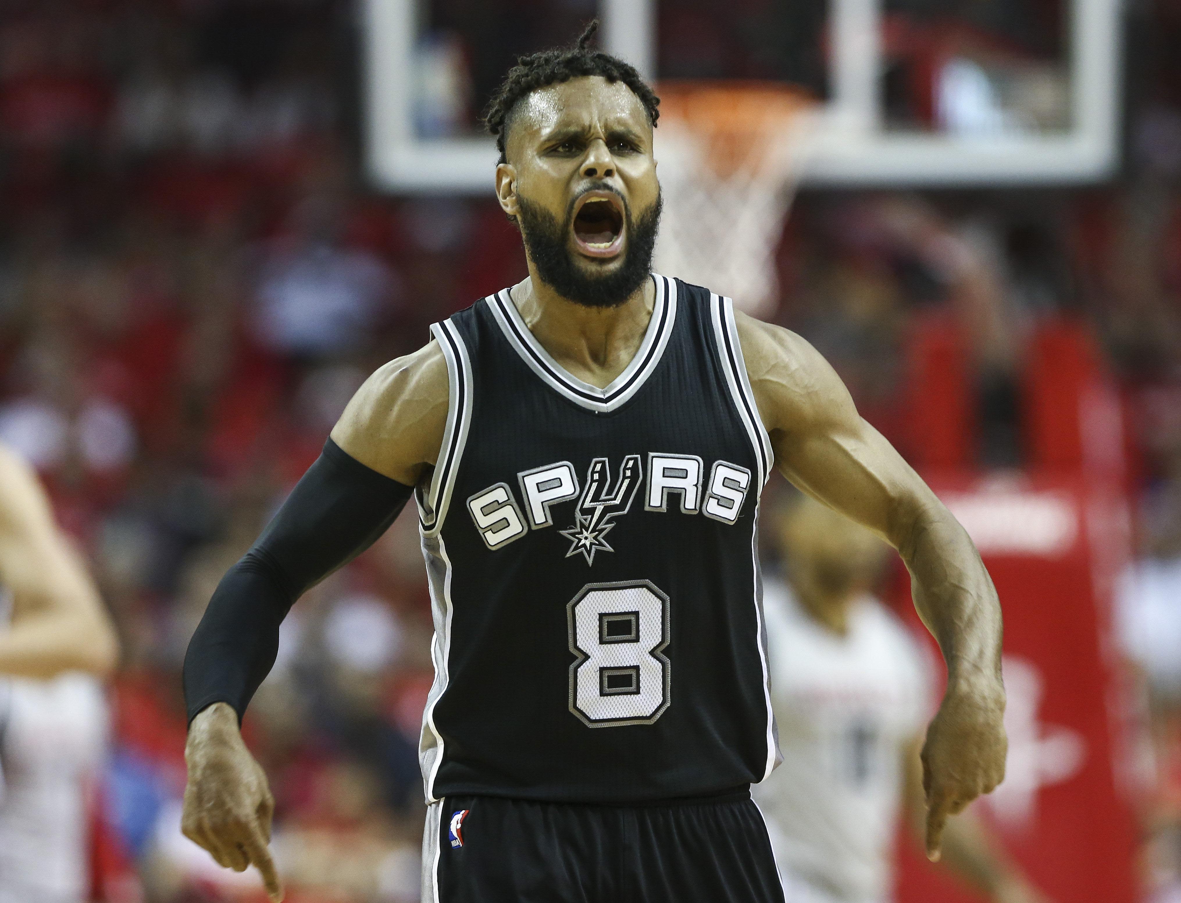 New York Knicks: Pros and Cons of targeting Patty Mills in free agency