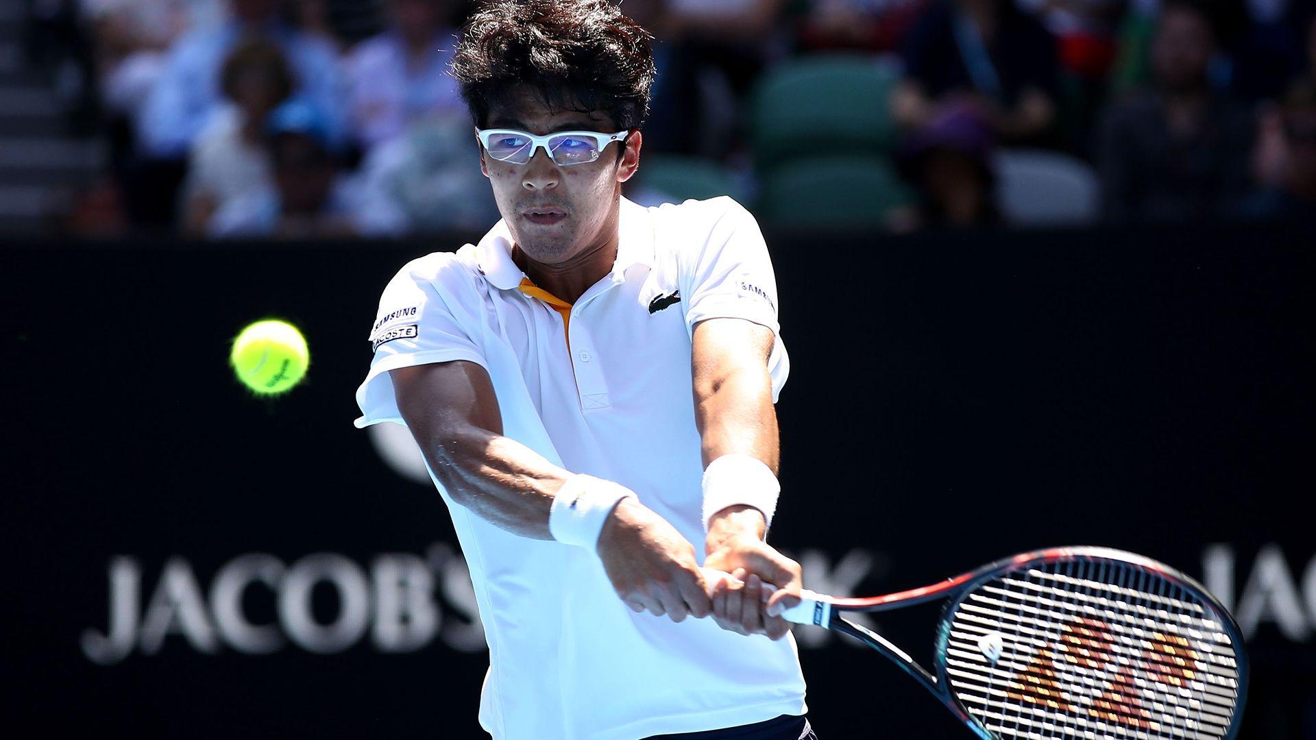 Chung continues dream Australian Open run