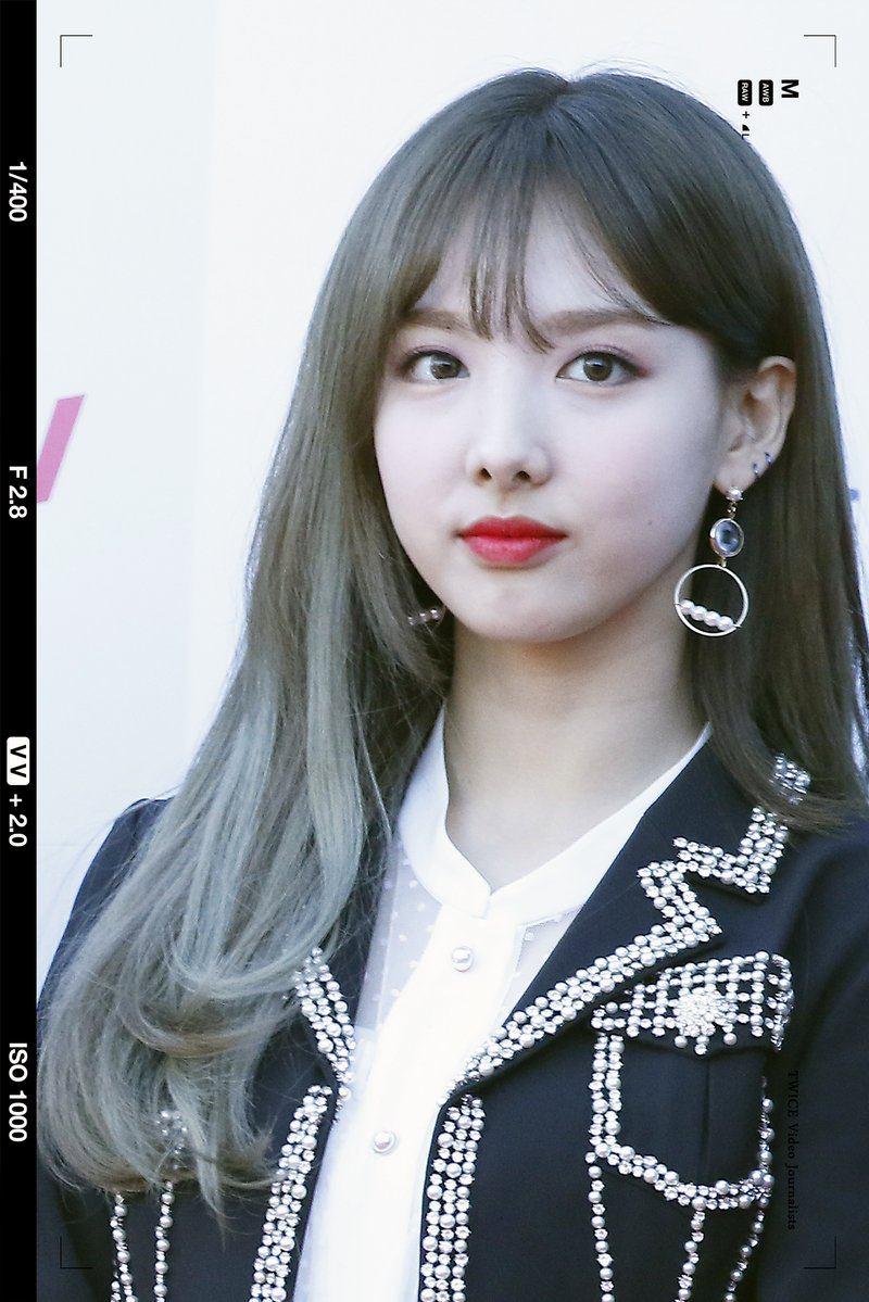 Nayeon (TWICE) picha twice nayeon hair 3 HD karatasi la kupamba