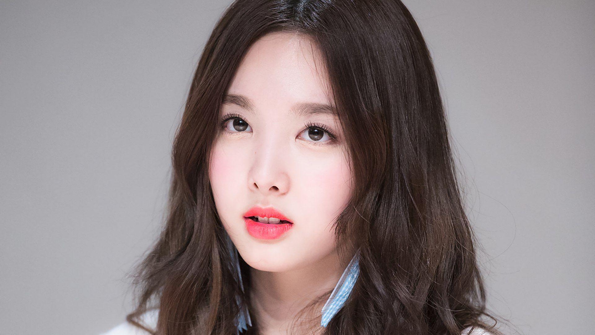 Nayeon (Im Na Yeon) Wallpaper