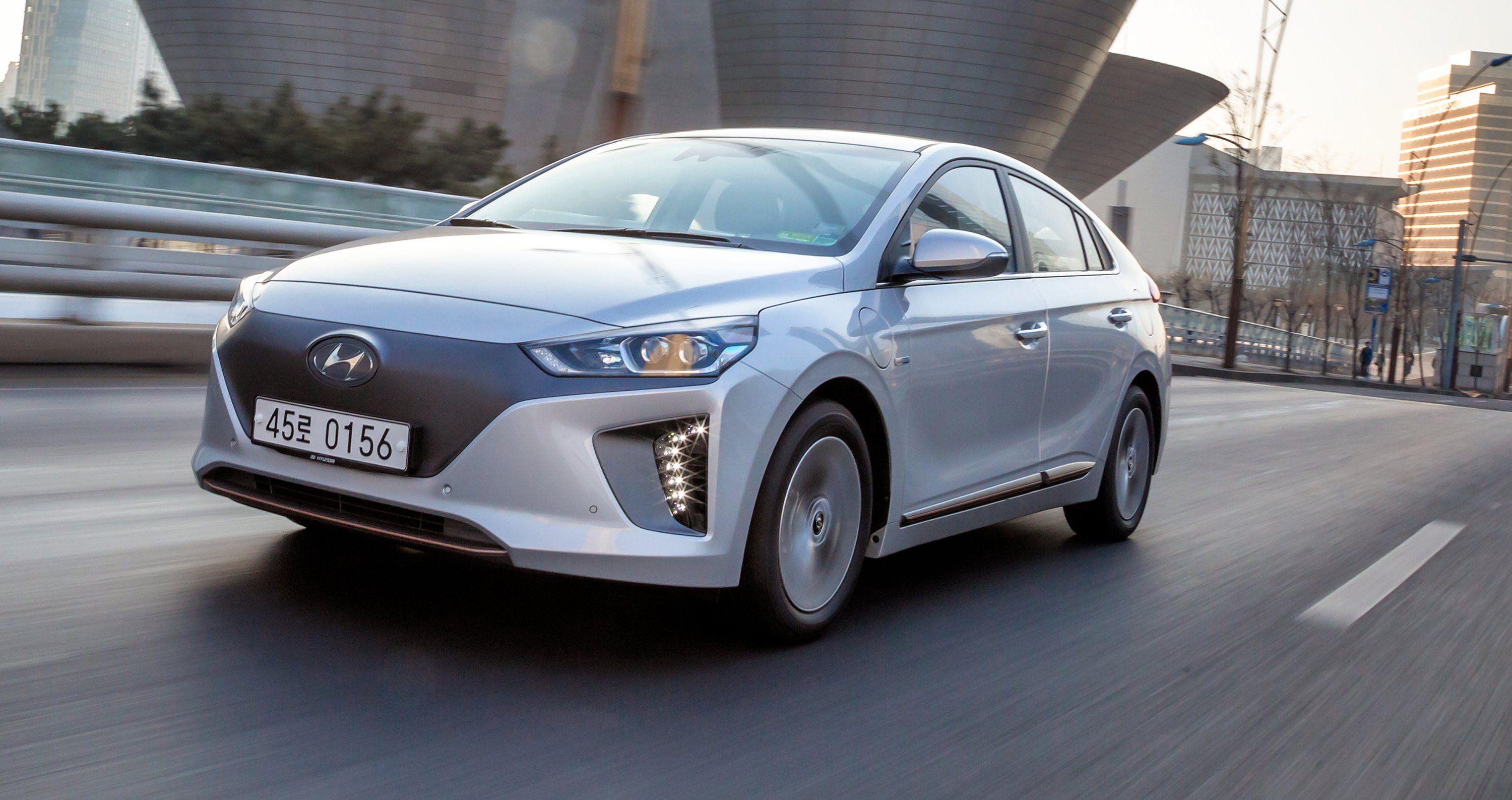 Hyundai Ioniq hybrid, PHEV and EV expected