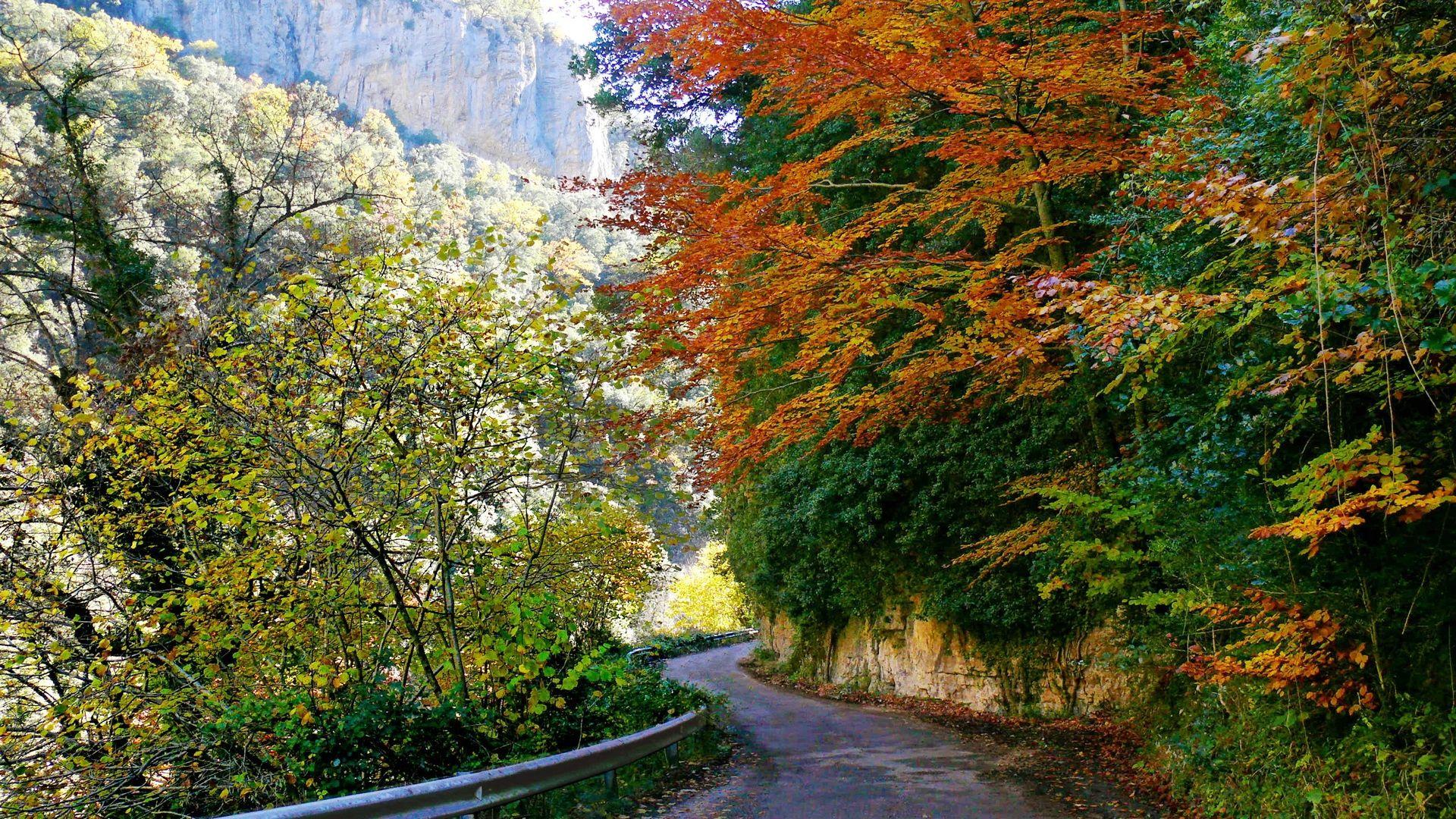 Download Wallpaper 1920x1080 spain, aragon, road, rock, asphalt