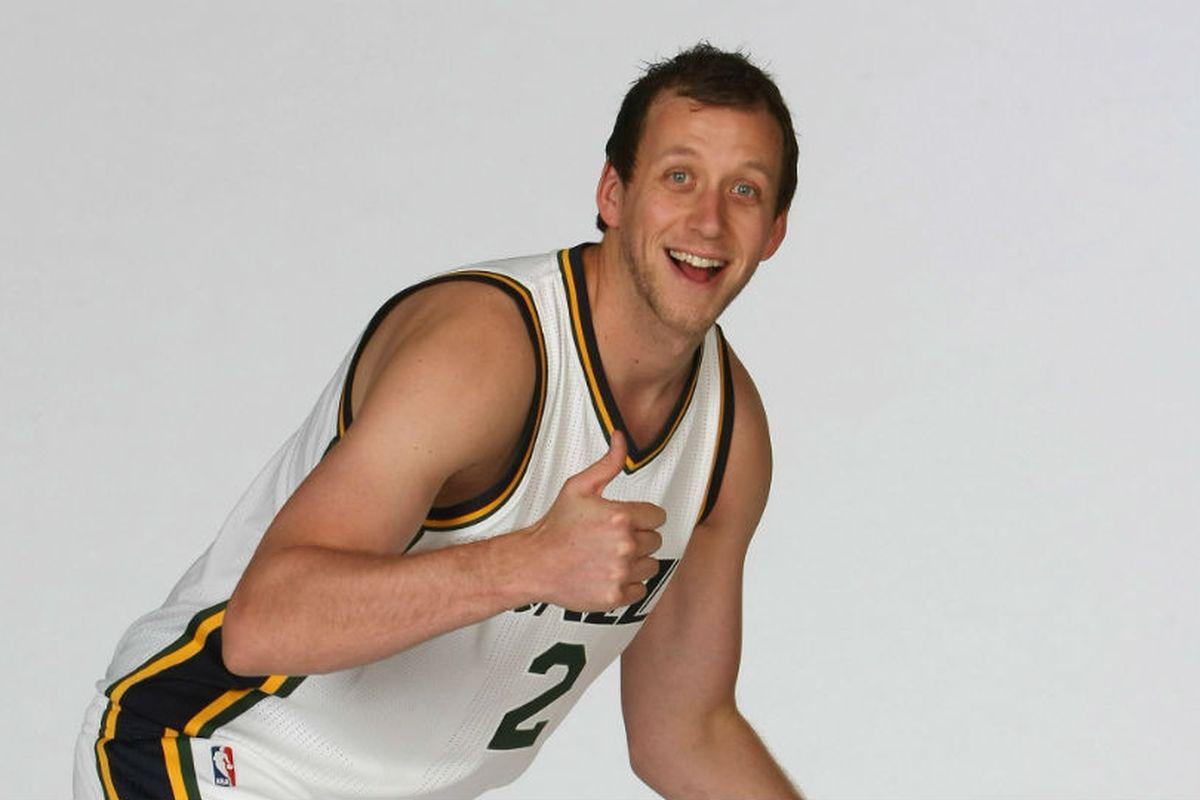 Breaking: Joe Ingles signs 4 year / $52 million contract