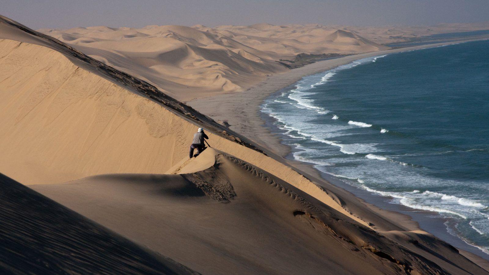 Discover Skeleton Coast. Namibia Western Coastline