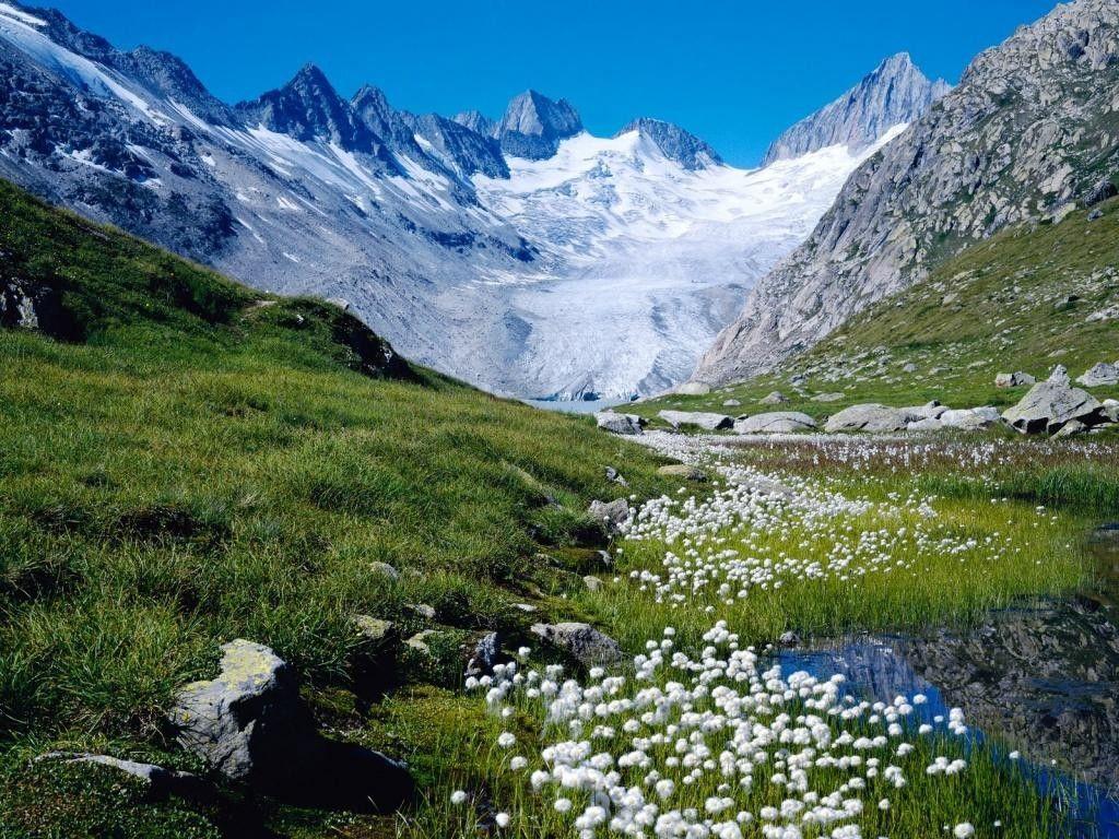 Mountains wallpaper: Hot Digital Resolution High Wallpaper