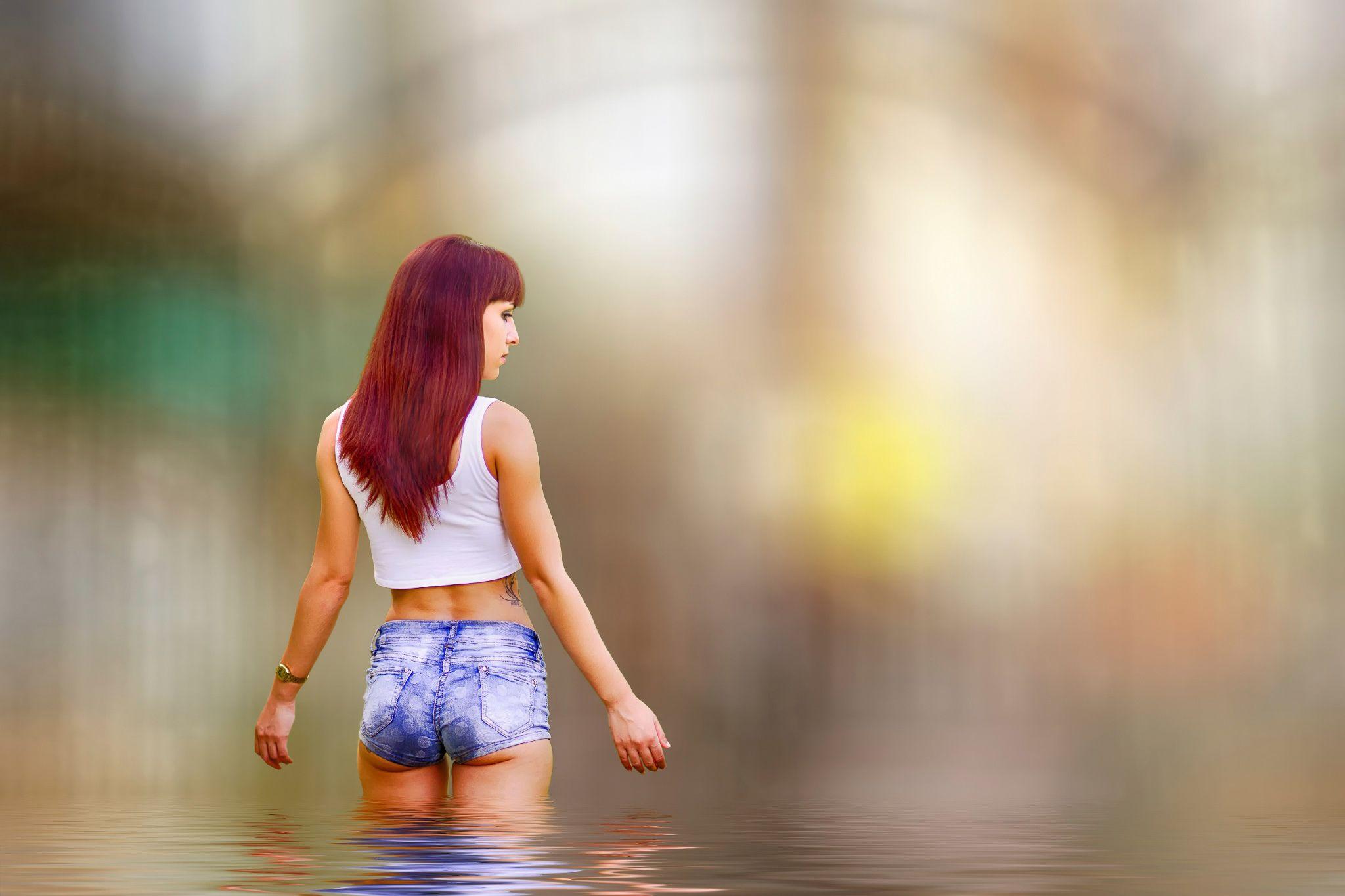 shorts, beautiful woman, relfection, water, blue jeans, lovely woman