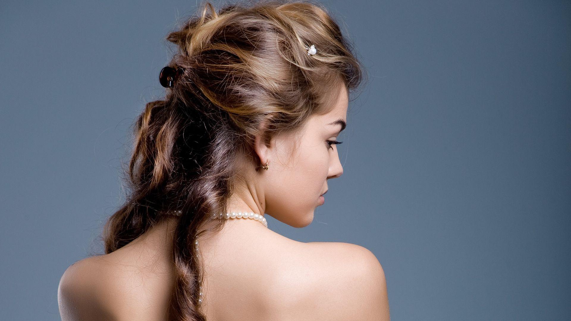 This Incredible Beautiful Bride Hairstyle That. Medium Hair Styles