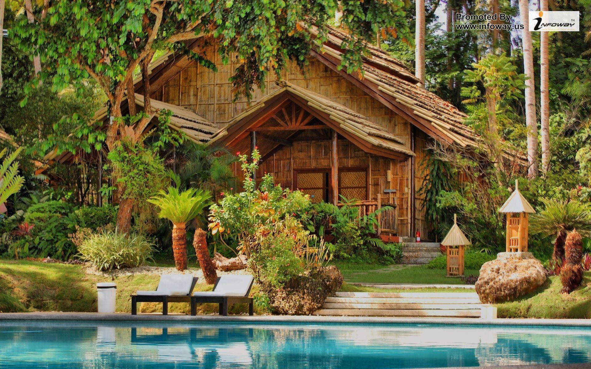 Pretty Resort Wallpaper