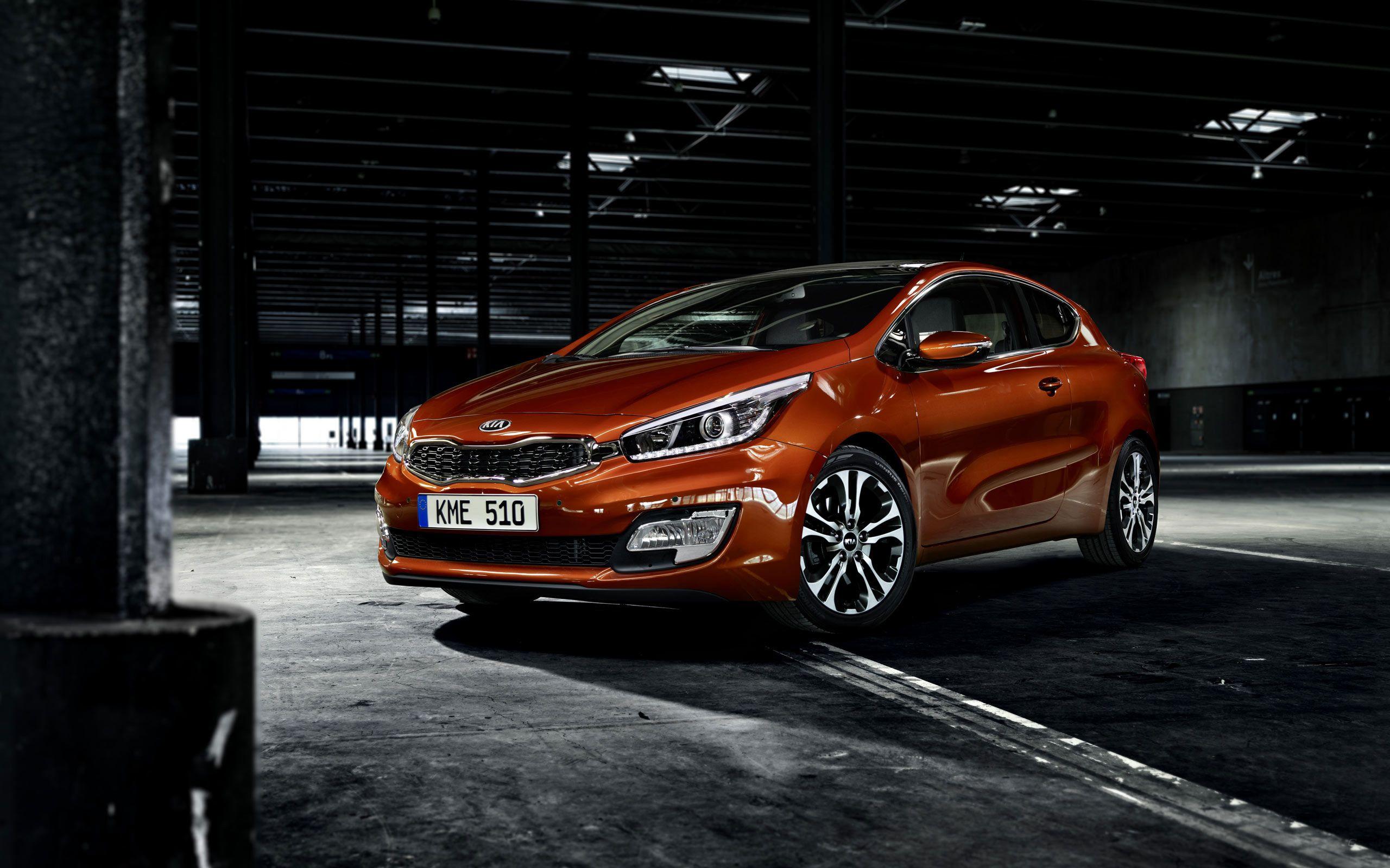 Test drive the car Kia Ceed wallpaper and image