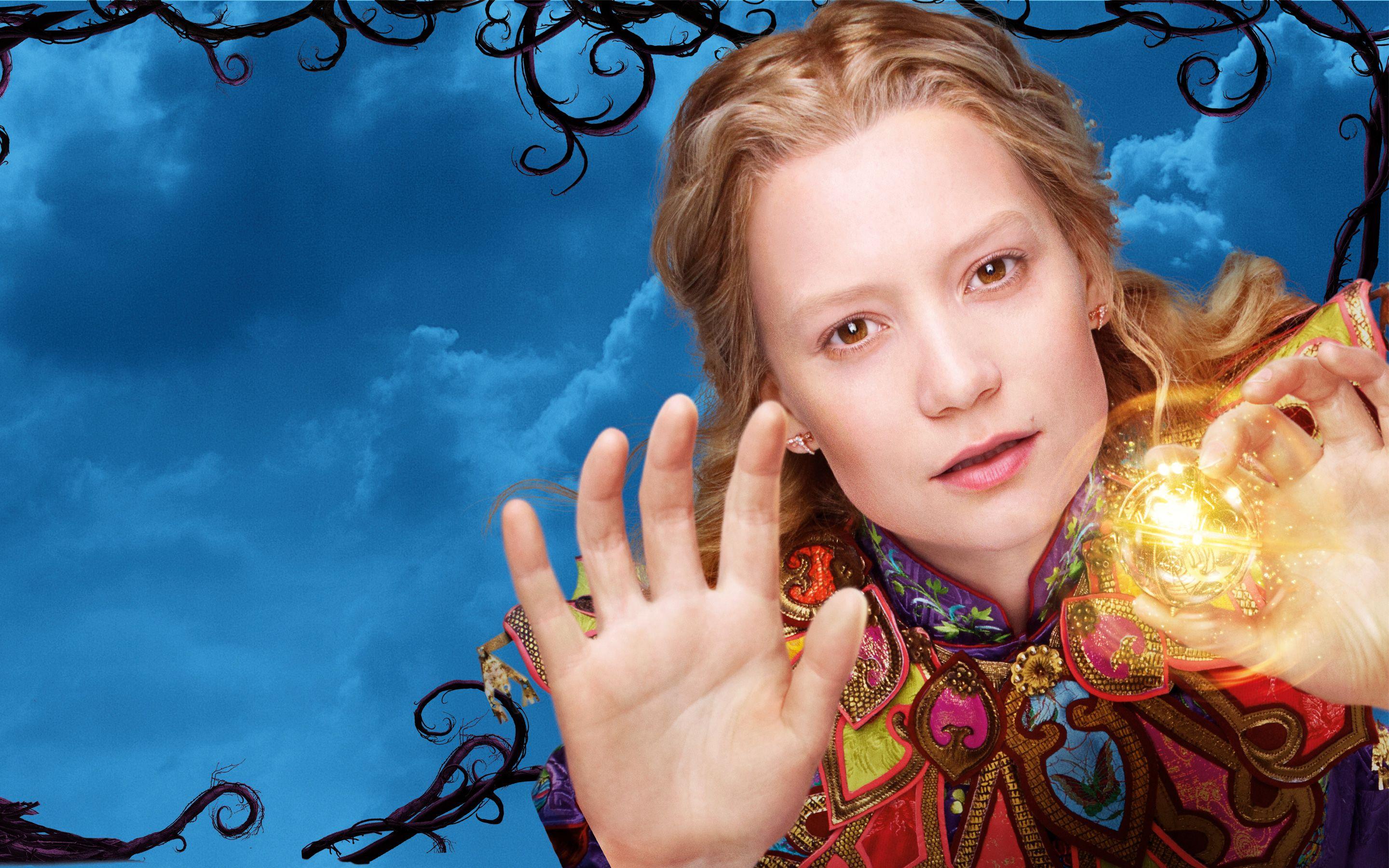 Mia Wasikowska Aliceking Glass Wallpaper