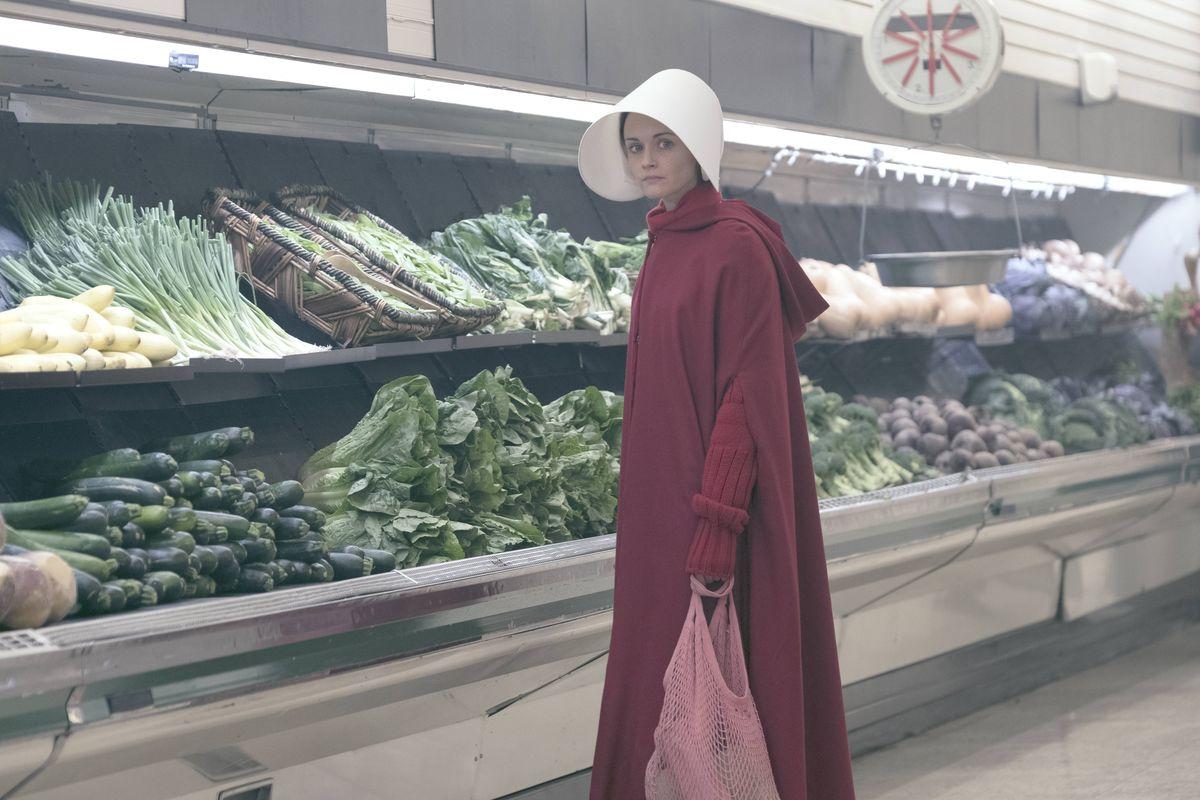 The Handmaid's Tale season 1, episode 5: “Faithful” tries to add