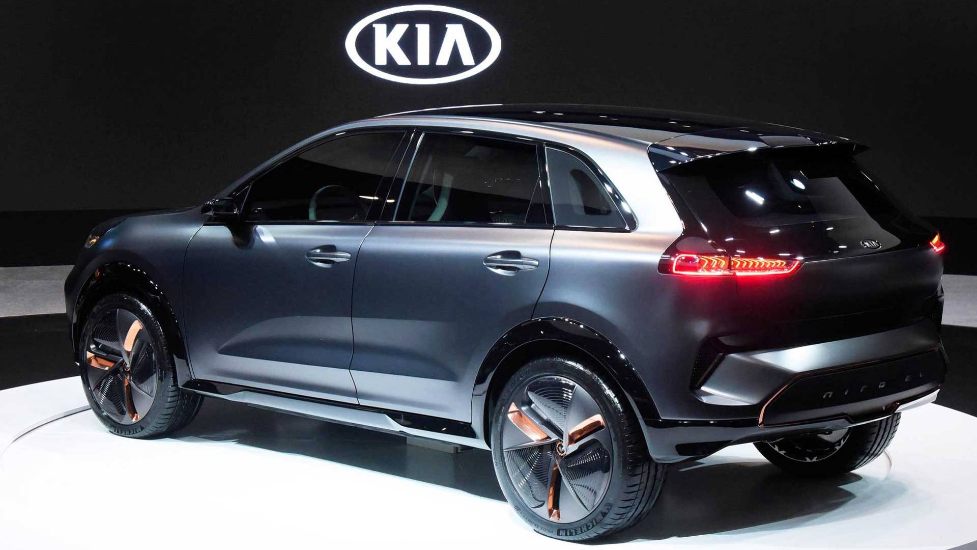 Kia Niro EV Concept SUV Electrifies Attendees